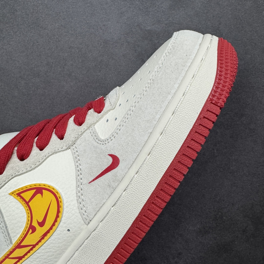 图片[5]-【定制版】Nike Air Force 1\’07 Low 马年限定 空军一号低帮休闲板鞋  #原楦头原纸板 高端定制鞋盒 原厂鞋底 超高清洁度 细节完美 货号：XT6998-140  尺码：36 36.5 37.5 38 38.5 39 40 40.5 41 42 42.5 43 44 44.5 45-选品中心
