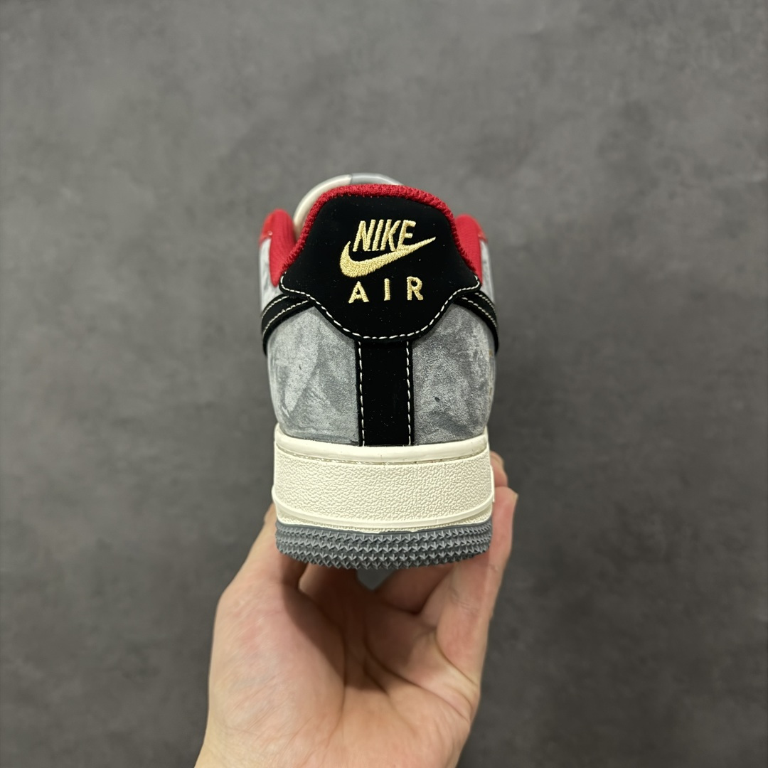 图片[4]-【定制版】Nike Air Force 1\’07 Low 马年限定 空军一号低帮休闲板鞋  #原楦头原纸板 高端定制鞋盒 原厂鞋底 超高清洁度 细节完美 货号：FC1688-263  尺码：36 36.5 37.5 38 38.5 39 40 40.5 41 42 42.5 43 44 44.5 45-选品中心
