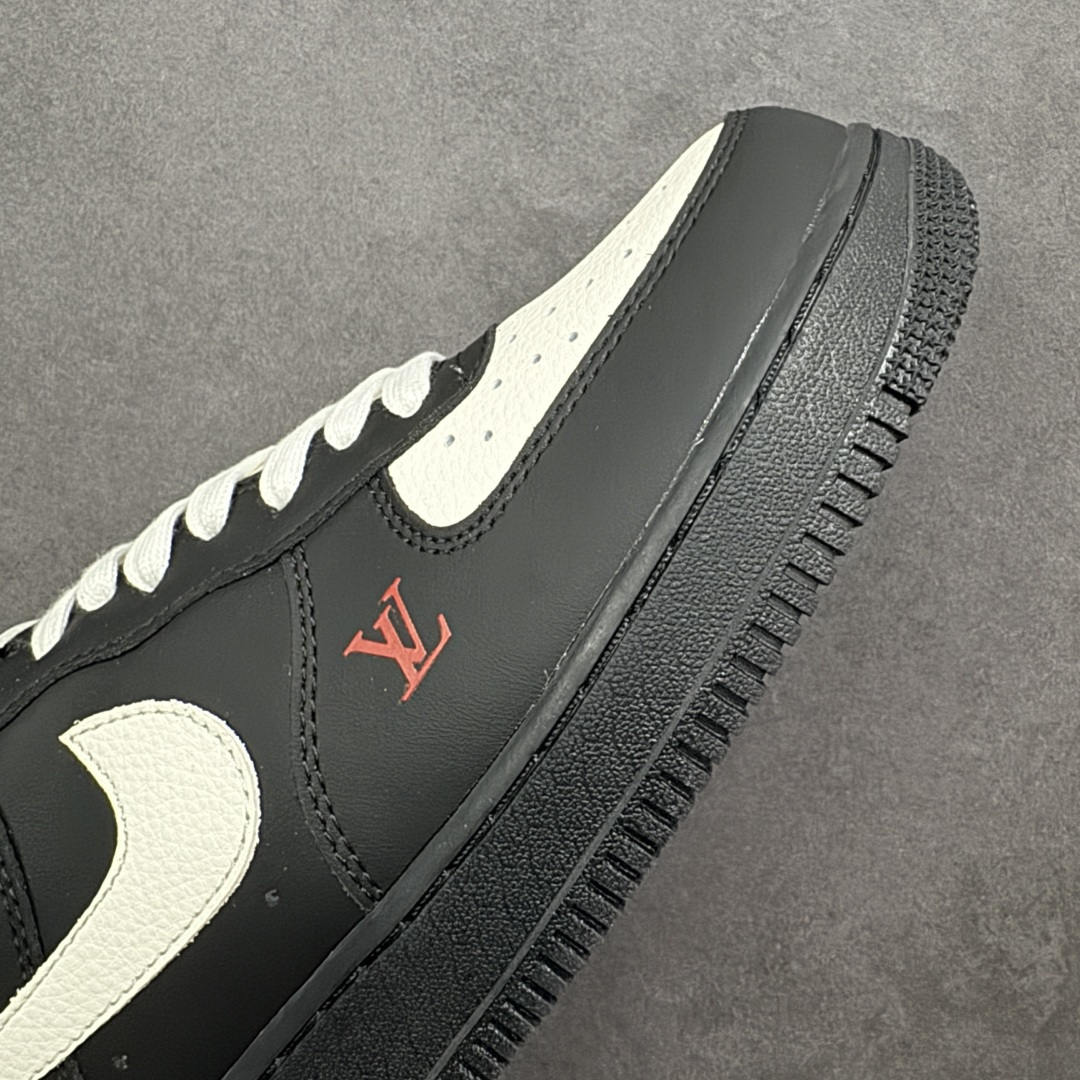 图片[5]-【定制版】Nike Air Force 1\’07 Low Lv联名 空军一号低帮休闲板鞋  #原楦头原纸板 高端定制鞋盒 原厂鞋底 超高清洁度 细节完美 货号：FV3694-104  尺码：36 36.5 37.5 38 38.5 39 40 40.5 41 42 42.5 43 44 44.5 45-选品中心