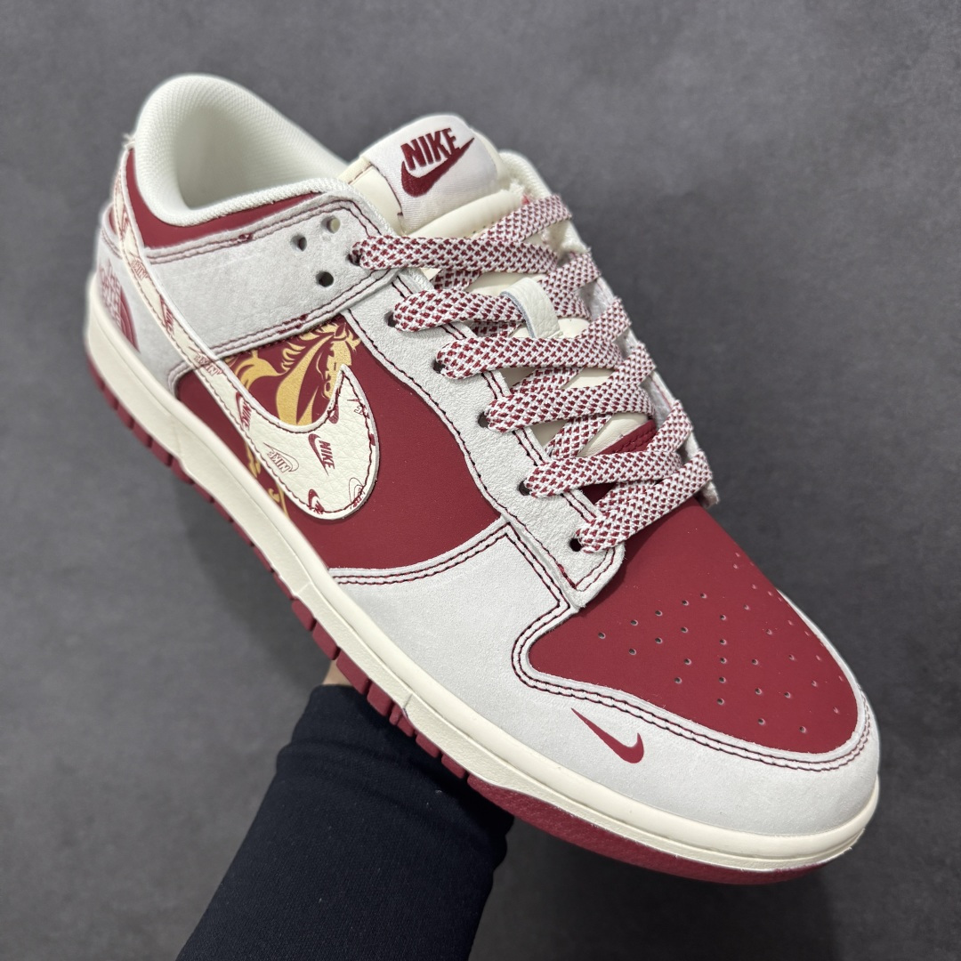 图片[3]-【定制版】Nike Dunk Low Retro TNF 马年限定 低帮休闲运动板鞋 货号：JP2026-108 尺码：36 36.5 37.5 38 38.5 39 40 40.5 41 42 42.5 43 44 45-选品中心