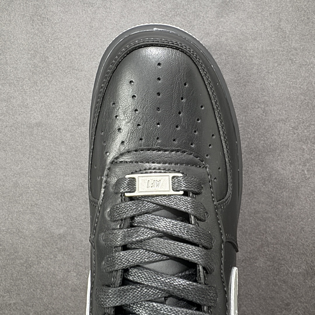 图片[8]-【定制版】NIke Air Force 1 \’07 Low 墨夜幻银 空军一号低帮 运动鞋 休闲鞋 折边针车 工艺难度大 原楦头原纸板 高端定制鞋盒 原厂鞋底 超高清洁度 细节完美 货号：FZ0627-010 尺码：36 36.5 37.5 38 38.5 39 40 40.5 41 42 42.5 43 44 44.5 45-选品中心