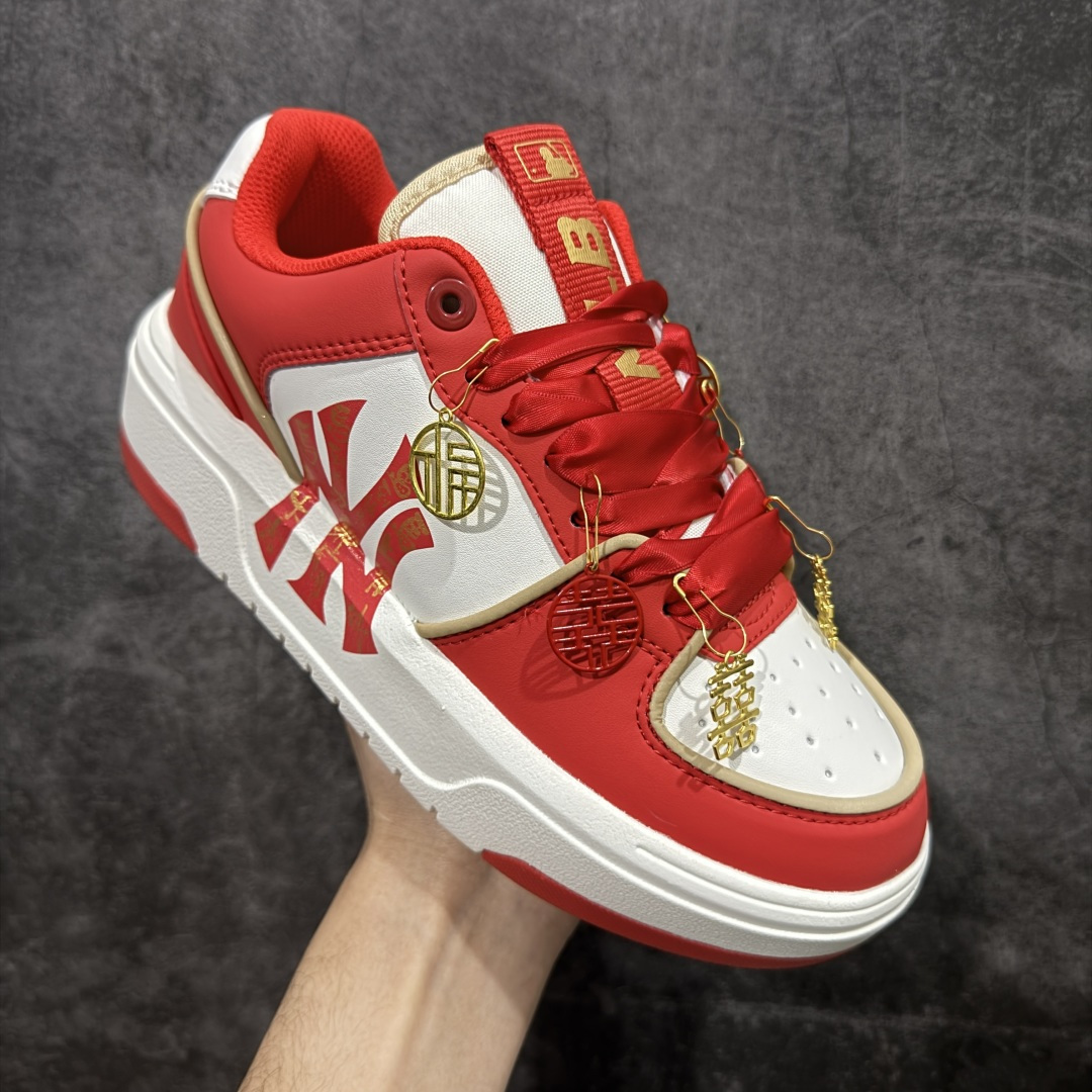 图片[3]-【纯原版】定制球鞋 MLB NY学长鞋 金玉良缘 新中式长相思秀禾婚鞋国风祥云低帮男女同款 3D立体公司级 2026MLB小白鞋 市面上唯一顶级纯原版本 原材料打造 原楦原档案数据开发版型（完美鞋头弧度/后套收口效果🆚市面文案版本‼️） 原厂立体填充鞋舌海绵#中底注胶孔原数据开发模具大底原厂转印标 ins 抖音 快手 小红书网红老爹鞋 韩国洋基队NY大标潮流老爹鞋 内增高6cm 原厂1：1模具开发 原厂进口纳米材质 原厂 全套手提袋 原盒雷射防伪标包装 天猫订单品质 官网 尺码35 36 36.5 37.5 38 38.5 39 40 40.5 41 42 42.5 43 44 45-选品中心