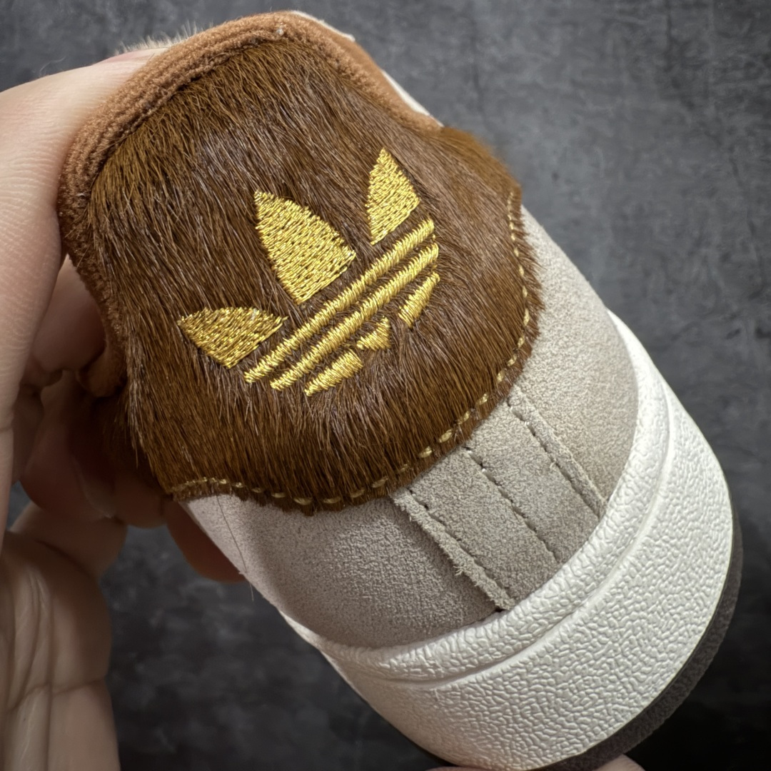 图片[2]-【纯原版】纯原版终于出货💪🏻 AD Campus 00s 马年限定 校园板鞋系列 正确头层猪八皮 原厂马毛 正确完美版型 正确厚鞋舌 侧面白杠为头层皮 非市面超纤皮面 整体质感很强大 各位放心使用！绝对比市场任何版本都强💪🏻 货号：KJ8724 尺码：35.5-45 半码-选品中心