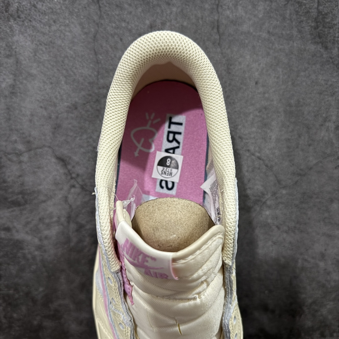 图片[8]-【原厂版】Air Jordan 1 x Travis Scott AJ1 x TS联名白粉倒钩低帮 IQ7604-100 超级强悍品质 可对比市场各大纯原版本 专业aj大厂出品 对细节的把控毋庸置疑 材料也是用最接近原鞋的头层皮料 所有地方都没有做到减配 原厂鞋楦打造完美鞋型 整体鞋型以及后跟做的弧度做的非常好 鞋带为原厂打蜡鞋带 粗细程度同步原鞋 裁片清洁度到位 无明显瑕疵毛边 免修产品 正确针车 该重针 该有尖角的地方都有做到 鞋价格非常香 转手可闭眼卖高价 到手各位就知道货有多好 绝对秒杀一切同价格货品 尺码：36-47.5-选品中心