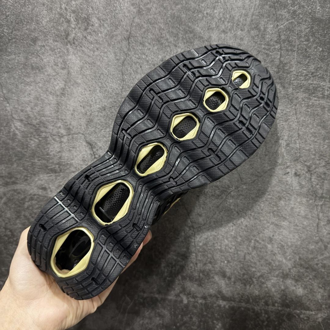 图片[9]-【纯原版】Mizuno 美津侬 WAVE PROPHECY 14S 复古时尚休闲舒适运动跑步鞋 美津浓WAVE机械缓震 可以说是机械缓震跑鞋科技的翘楚有着非凡的适应性，有着充分而持久的缓震能力和轻量化设计，是一双可以陪伴我们日常训练甚至是半马比赛的跑鞋，无论是“跑步初哥”还是“精英老鸟”，只要不是比较夸张的大体重人群，都可以穿着WAVE RIDER 来跑步。如果你不知道跑步穿什么鞋，不知道给别人推荐什么鞋，那么选“美津浓 ” 尺码：36-45-选品中心