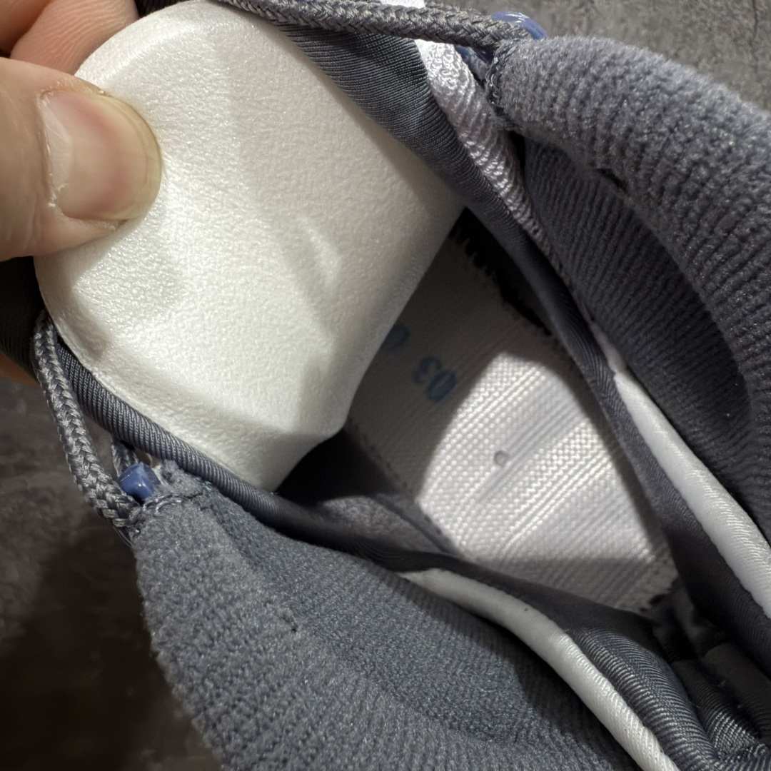 图片[7]-【XP纯原】AJ9白灰 高帮 法国蓝 Air Jordan 9 “Flint Grey” White/French Blue-Flint Grey 外贸特供批次 原楦原档案数据开模打造 原厂中底拉帮钢印 货号：HV4794-100 尺码：40 40.5 41 42 42.5 43 44 44.5 45 46 47.5-选品中心