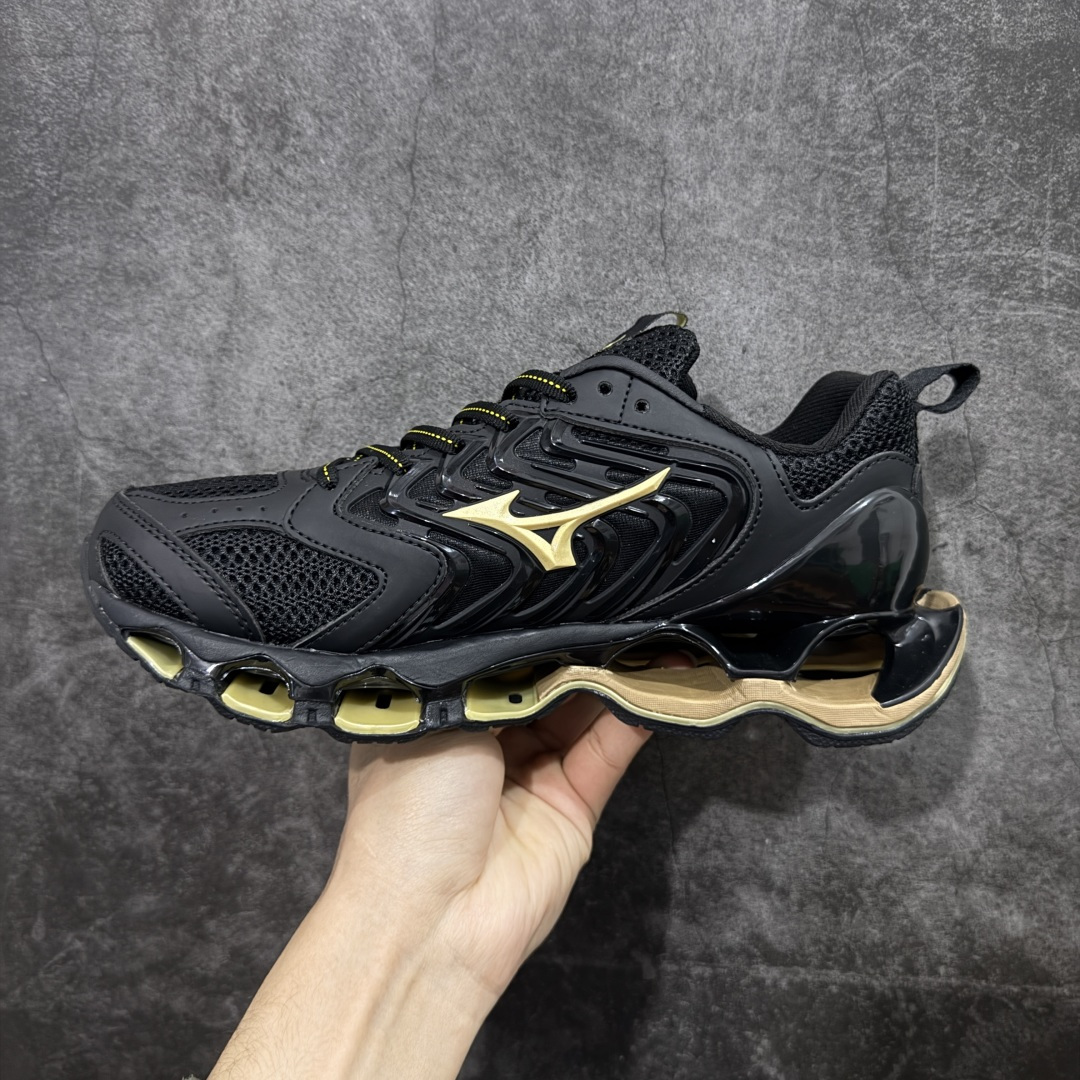图片[2]-【纯原版】Mizuno 美津侬 WAVE PROPHECY 14S 复古时尚休闲舒适运动跑步鞋 美津浓WAVE机械缓震 可以说是机械缓震跑鞋科技的翘楚有着非凡的适应性，有着充分而持久的缓震能力和轻量化设计，是一双可以陪伴我们日常训练甚至是半马比赛的跑鞋，无论是“跑步初哥”还是“精英老鸟”，只要不是比较夸张的大体重人群，都可以穿着WAVE RIDER 来跑步。如果你不知道跑步穿什么鞋，不知道给别人推荐什么鞋，那么选“美津浓 ” 尺码：36-45-选品中心