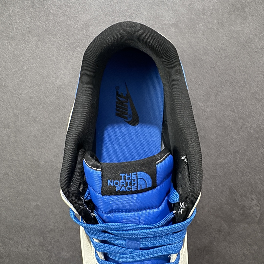 图片[7]-【定制版】2026新款定制限量发售Nike SB Dunk Low“北面联名限定——白灰蓝麂皮” 白灰蓝三色拼接高级感十足 #高端定制 低帮休闲板鞋 定制鞋盒 大厂纯原品质出货 超高清洁度 皮料切割干净无任何毛边 细节完美 货号：TX1688-018 尺码：36 36.5 37.5 38 38.5 39 40 40.5 41 42 42.5 43 44 44.5 45-选品中心