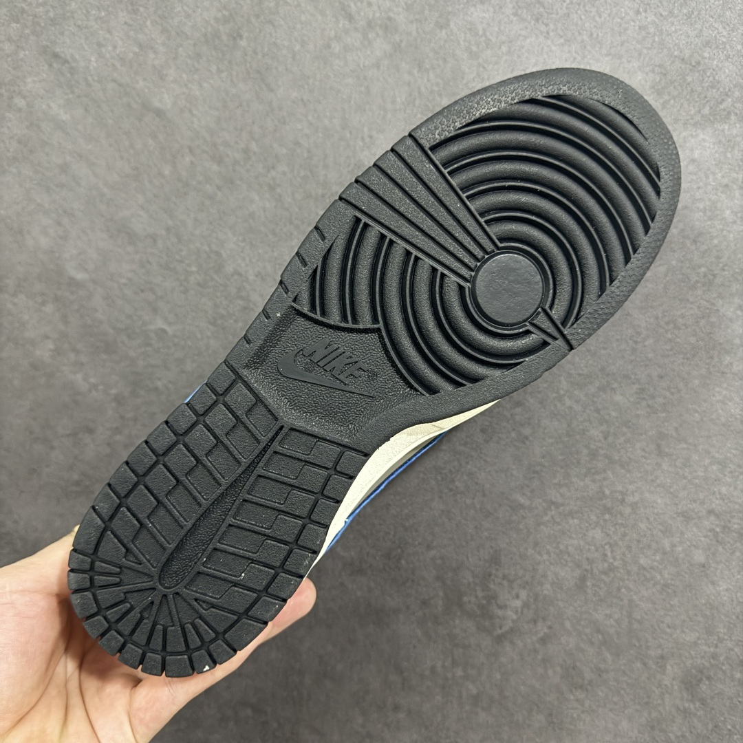 图片[9]-【定制版】2026新款定制限量发售Nike SB Dunk Low“北面联名限定——白灰蓝麂皮” 白灰蓝三色拼接高级感十足 #高端定制 低帮休闲板鞋 定制鞋盒 大厂纯原品质出货 超高清洁度 皮料切割干净无任何毛边 细节完美 货号：TX1688-018 尺码：36 36.5 37.5 38 38.5 39 40 40.5 41 42 42.5 43 44 44.5 45-选品中心