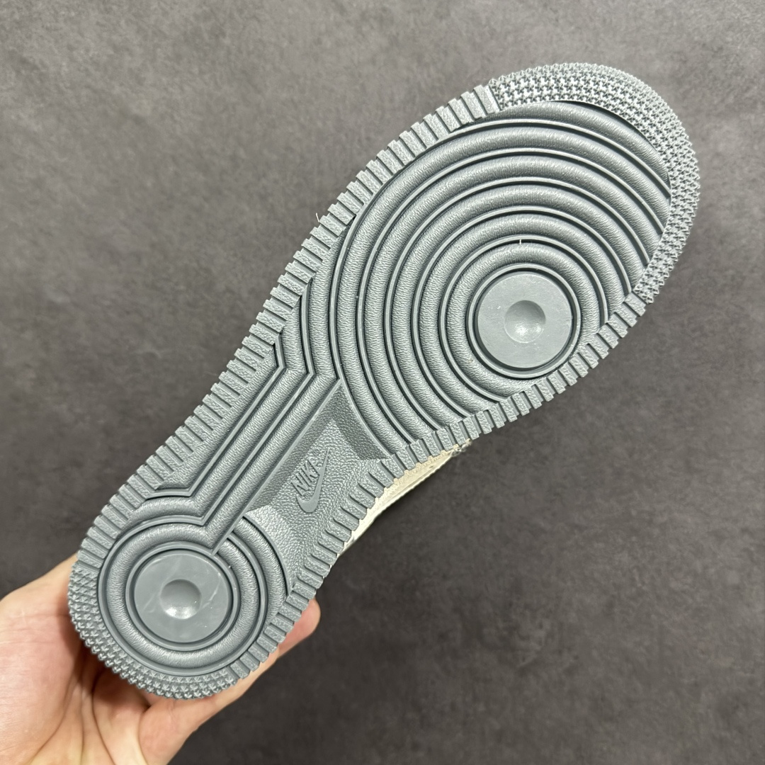 图片[9]-【定制版】Nike Air Force 1\’07 Low Dior联名 空军一号低帮休闲板鞋  #原楦头原纸板 高端定制鞋盒 原厂鞋底 超高清洁度 细节完美 货号：DN1688-812  尺码：36 36.5 37.5 38 38.5 39 40 40.5 41 42 42.5 43 44 44.5 45-选品中心