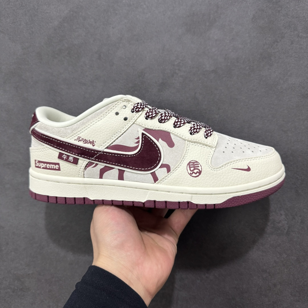 【定制版】Nike Dunk Low Retro 马年限定 周年高端定制 低帮休闲板鞋 #定制鞋盒 大厂纯原品质出货 超高清洁度 皮料切割干净无任何毛边 细节完美 货号：DN3168-011 尺码：36 36.5 37.5 38 38.5 39 40 40.5 41 42 42.5 43 44 44.5 45-选品中心
