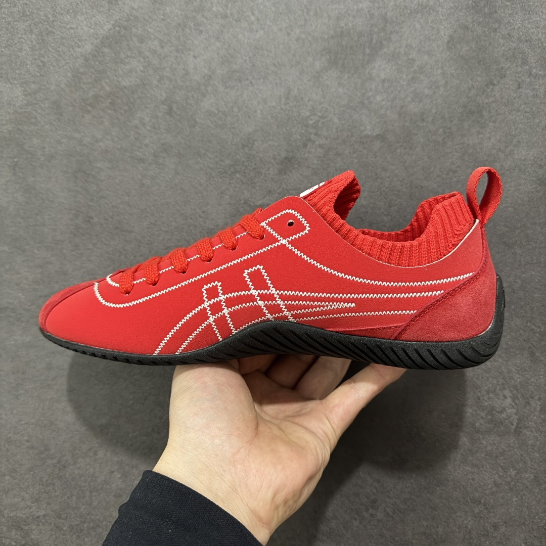 图片[2]-【公司级】亚瑟士 ONITSUKA TIGER鬼塚虎 SCLAW 轻便舒适 防滑耐磨透气支撑 低帮 生活休闲鞋 男女同款，复古美学极简风格，配色独具个性又超级好看。鞋口织物收口，经典鞋袜一体，明线设计标志性 logo，太亮眼啦！整体采用织物和柔软皮革拼接，时尚质感满满。关键是上脚舒服得不得了，巨好穿！不管是日常搭配还是运动，它都能完美胜任。别再犹豫，赶紧把它带回家！#鬼塚虎#明星同款 #舒适好穿 #夏日宝藏透气蓝球鞋 #夏日宝藏休闲老爹鞋#酷飒男女情侣款宝藏鞋。 尺码：36-45 货号：1183B969-选品中心