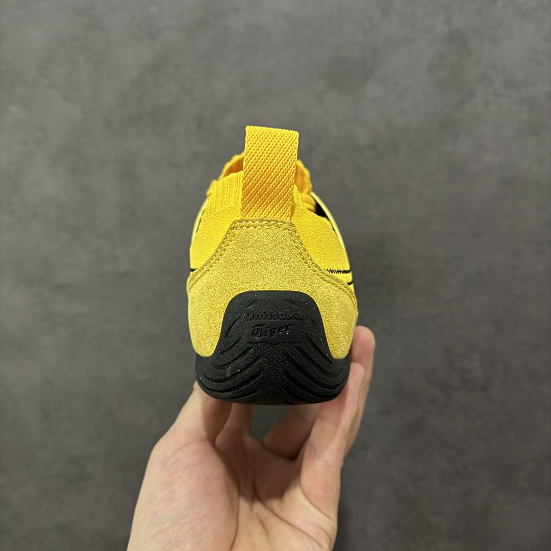 图片[4]-【公司级】亚瑟士 ONITSUKA TIGER鬼塚虎 SCLAW 轻便舒适 防滑耐磨透气支撑 低帮 生活休闲鞋 男女同款，复古美学极简风格，配色独具个性又超级好看。鞋口织物收口，经典鞋袜一体，明线设计标志性 logo，太亮眼啦！整体采用织物和柔软皮革拼接，时尚质感满满。关键是上脚舒服得不得了，巨好穿！不管是日常搭配还是运动，它都能完美胜任。别再犹豫，赶紧把它带回家！#鬼塚虎#明星同款 #舒适好穿 #夏日宝藏透气蓝球鞋 #夏日宝藏休闲老爹鞋#酷飒男女情侣款宝藏鞋。 尺码：36-45 货号：1183B969-选品中心