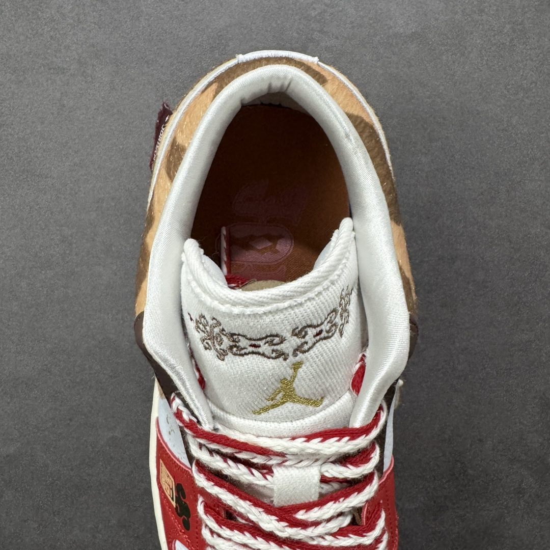 图片[7]-【K版纯原】Air Jordan AJ1 Low 低帮 马年限定 红金福马 IQ5321-121 全新流水线出品 市场第二梯队最强版 全部原鞋开发 原楦原纸板开发 全鞋电脑针车 原厂内置全掌气垫 原盒内在原标 唯一Zp原版鞋带绑法 免检产品 全新2022版型 全头层皮料 完美零毛边处理 原厂配置全掌气垫 价格定位良心 新配色陆续出货 尺码：36-46-选品中心