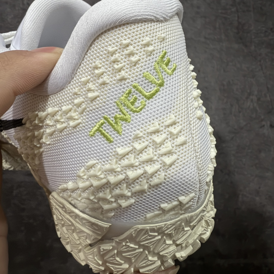 图片[2]-【Top纯原】NK Ja 3 Scratch EP 莫兰特三代柔软舒适防滑耐磨透气支撑轻便低帮篮球鞋 HF2794-101 全新版本重磅登场 历时半年全力打造 实战脚感完美 T1品质 完美版型细节做工 【顶配缓震】独家革新搭载 前掌5mm TURBO气垫 兼具贴地与缓震！（正品仅长方形小气垫）➕后掌大马蹄14mm厚 气垫 提高后掌缓震极限 （正品后掌无气垫） 【顶级抗扭】 搭载硬度65HC 发泡中底框架 ➕高强度中足抗扭片 革新升级 赛事级抗扭水平！独此一家 【顶级支撑】鞋身侧向包裹 双层补强层 200斤以上选手 也可驾驭（正品仅一层）对比市场货品偷工减料 不可同日而语！ 气垫气压上脚即可感受！鞋底止滑配方 无需磨合 原地起飞🛫 尺码：40-47.5-选品中心