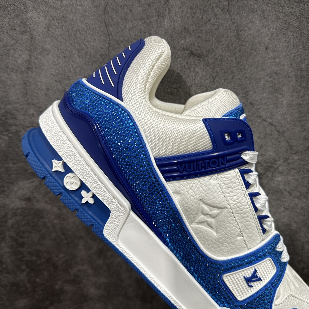 图片[7]-【YS纯原】广东一线大厂 LOUIS VUITTON 路易威登 LV Trainer 钻款 ✦ 渠道版本，出自成熟工厂 ✦ 用料扎实，皮感偏实穿路线 ✦ 穿着逻辑与原版保持一致 ✦ 鞋面选用头层牛皮 ✦ 日常高频上脚稳定耐用 ✦ TPU 大底采用成熟模具 ✦ 脚感均衡，行走舒适 ✦ 适合通勤、日常搭配 尺码：39–45-莆田鞋