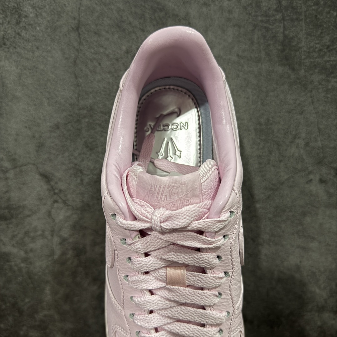 图片[8]-【Max原厂皮版】NOCTA×Nike Air Force 1 Low certified lover boy 经典 Drake联名 低帮空军一号休闲板鞋 CZ8065-600 顶级空军 皮料质感满分💯 超细腻纳帕头层软皮 吊打市场其他代号版本 全鞋电脑针车 工整有序 原厂港宝加持完美还原灵魂版型 原盒原配从里到外百分百还原 原厂全头层原厂皮料 原标原盒 内置Sole气垫 中底白色背胶 中底划线 已经无限的接近公司 原厂楦头 原厂刺绣 后跟弧度修正 正确中底四线防伪 尺码：36 36.5 37.5 38 38.5 39 40 40.5 41 42 42.5 43 44 44.5 45 46-选品中心