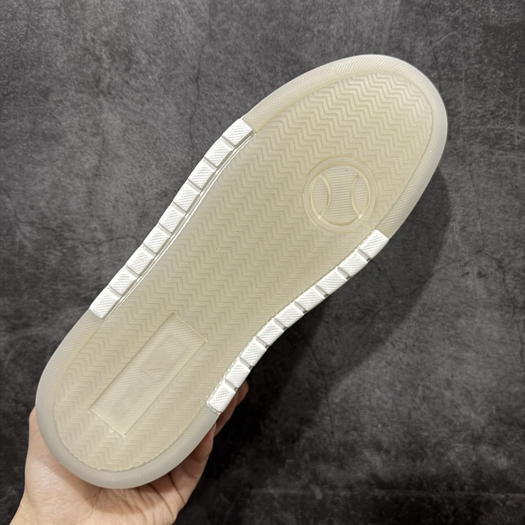 图片[9]-【纯原订单】MLB Chunky Liner Basic NY复古印花学长鞋系列低帮轻量增高厚底百搭休闲运动慢跑鞋板鞋 Korea韩国联名NY美国榄球纽约洋基队限定 市场第一梯队品质 韩国代购版本 MLB专用菱形双针中底布 重点细节中底布带注胶孔 原厂NFC感应吊牌 支持鉴定 一个两位数 原盒原标 全套原楦原纸板原厂数据开发 中韩文保养标贴 绿色防霉片 平台代购专供 独家一比一RB+MD组合大底 高频后跟小人Logo精准对位立体饱满 正确网布加超迁鞋面 转印中底走线紧密 转印Logo工艺表层防刮不掉色 尺码：36 36.5 37.5 38 38.5 39 40 40.5 41 42 42.5 43 44 44.5 45-选品中心