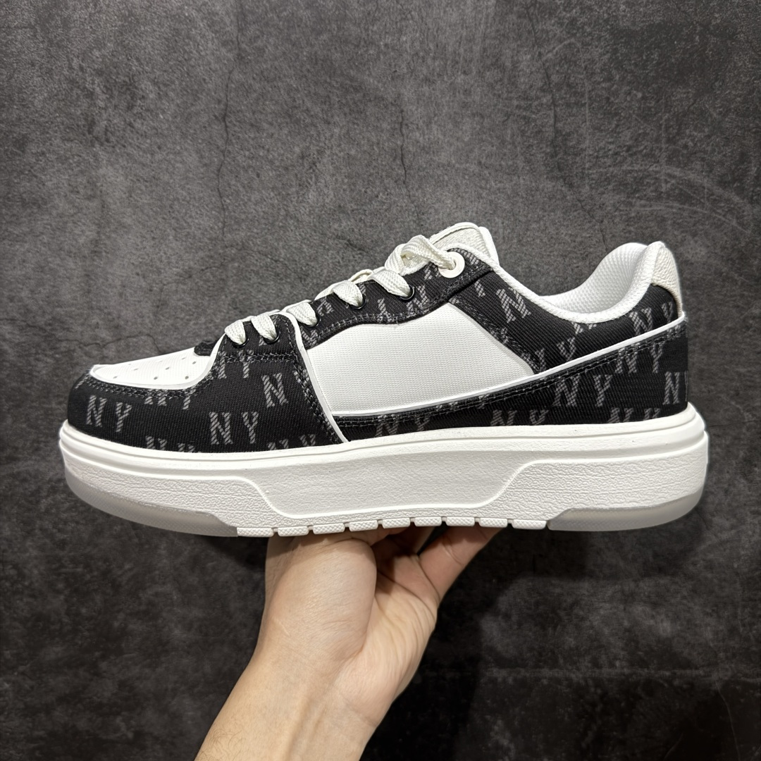 图片[2]-【纯原订单】MLB Chunky Liner Basic NY复古印花学长鞋系列低帮轻量增高厚底百搭休闲运动慢跑鞋板鞋 Korea韩国联名NY美国榄球纽约洋基队限定 市场第一梯队品质 韩国代购版本 MLB专用菱形双针中底布 重点细节中底布带注胶孔 原厂NFC感应吊牌 支持鉴定 一个两位数 原盒原标 全套原楦原纸板原厂数据开发 中韩文保养标贴 绿色防霉片 平台代购专供 独家一比一RB+MD组合大底 高频后跟小人Logo精准对位立体饱满 正确网布加超迁鞋面 转印中底走线紧密 转印Logo工艺表层防刮不掉色 尺码：36 36.5 37.5 38 38.5 39 40 40.5 41 42 42.5 43 44 44.5 45-选品中心