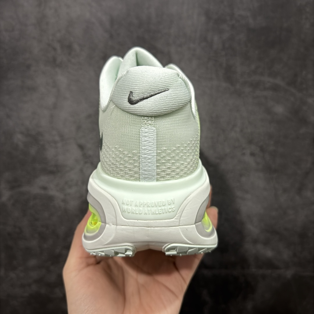 图片[4]-【XE纯原】NIKE VOMERO PREMIUM 全掌气垫缓震网面运动跑鞋 市场最强 没有之一 纯原生产线出品 原版开发 全部原材料 细节一比一打造 完美还原zp脚感 正确前后分离式两片纤维柱气垫 上下包裹超软弹泡棉 正确组合大底 区别市场通货 版型完美 鞋面材料同步原版1：1 全部原版开发校对 欢迎对比💪🏻 Nike 运用 Air技术专利，推出 Nike Pegasus Premium，沿用经典 Pegasus 系列产品深受跑者喜爱的缓震功能，并配置 Nike 首款可见式塑形 Air Zoom 气垫。 全掌可见的AirZoom首次在Pegasus系列中出现，模仿了Vaporfly的碳板曲线，增强了跑步时的流畅过渡。 货号：HQ2050-300 尺码：36-46（半）-选品中心