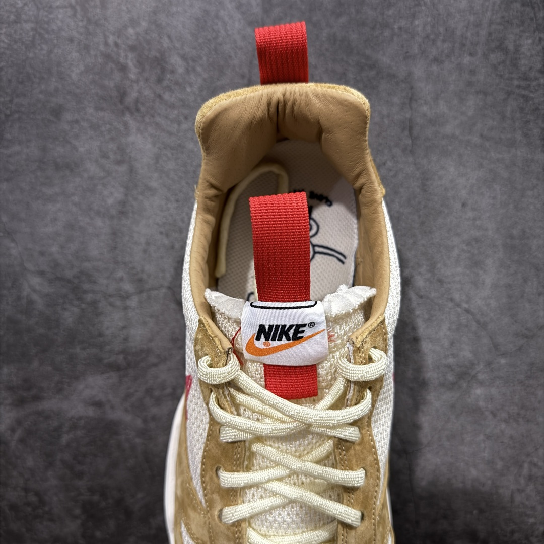 图片[8]-【PK纯原】Tom Sachs x NK Craft Mars Yard 2.0 联名宇航员神游太空百搭休闲运动透气慢跑鞋 复古做旧黄红勾 目前市场最正确版本 原厂网面 正确钩子刷漆 区别市场一眼假刷漆钩子 真碳板大底 版型完美 细节到位 经过五年时间的等待，被视为神级球鞋之作的 Craft Mars Yard 终于以 2.0 的姿态回归。艺术家 Tom Sachs 在延续经典外观与配色组合的同时，将Craft Mars Yard 进行全面升级，以更加透气的涤纶经编针织网眼取代之前的特殊 Vectran 材质，并在鞋面上加入 X 型走线提高耐磨特性，而经过改良之后的 SFB 特种部队靴大底亦更加适合在城市环境着用，此外网面层和软木层的双内底设计更是为营造赤脚穿着体验特别优化 货号：IF2885 100 尺码：36 36.5 37.5 38 38.5 39 40 40.5 41 42 42.5 43 44 45 46-选品中心