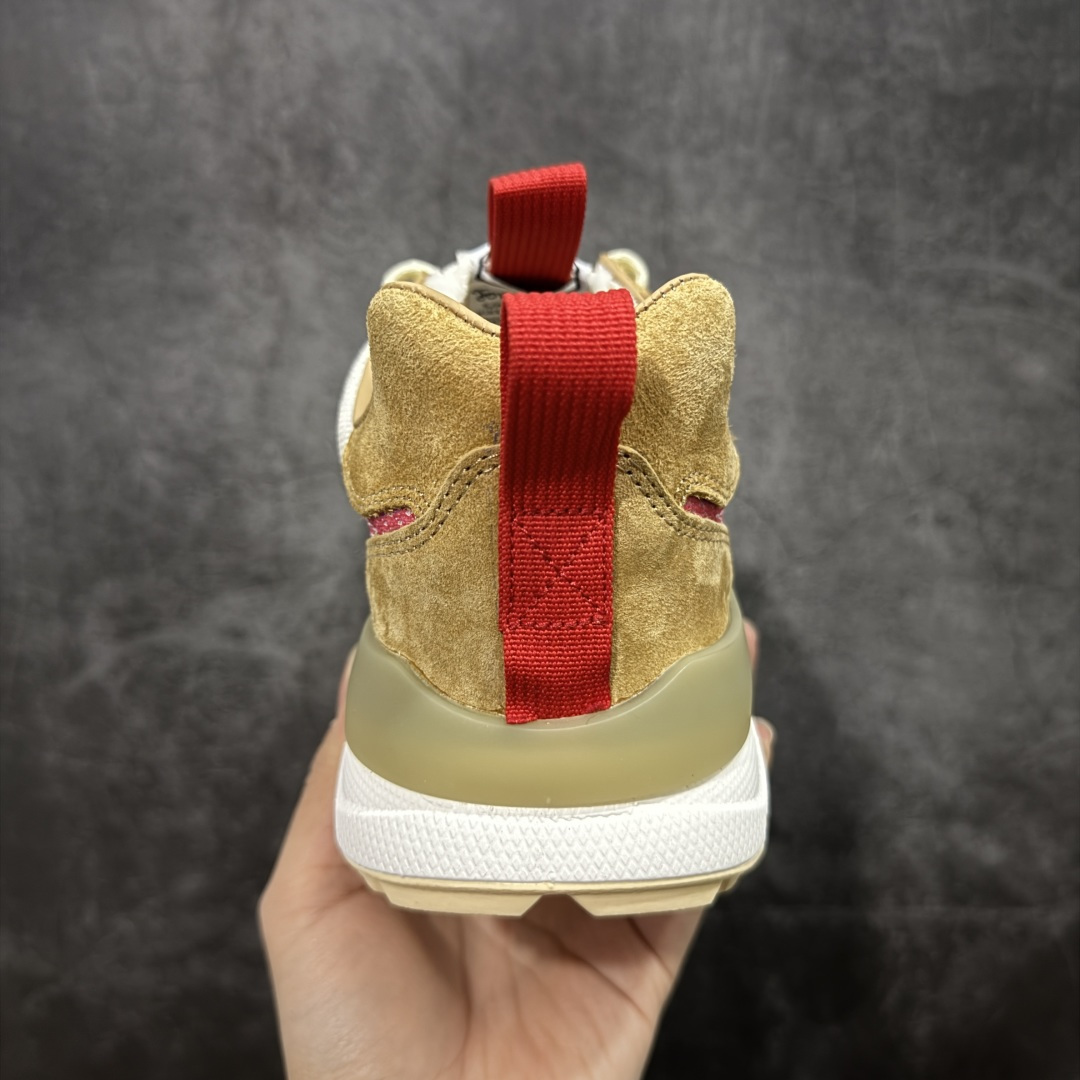 图片[4]-【PK纯原】Tom Sachs x NK Craft Mars Yard 2.0 联名宇航员神游太空百搭休闲运动透气慢跑鞋 复古做旧黄红勾 目前市场最正确版本 原厂网面 正确钩子刷漆 区别市场一眼假刷漆钩子 真碳板大底 版型完美 细节到位 经过五年时间的等待，被视为神级球鞋之作的 Craft Mars Yard 终于以 2.0 的姿态回归。艺术家 Tom Sachs 在延续经典外观与配色组合的同时，将Craft Mars Yard 进行全面升级，以更加透气的涤纶经编针织网眼取代之前的特殊 Vectran 材质，并在鞋面上加入 X 型走线提高耐磨特性，而经过改良之后的 SFB 特种部队靴大底亦更加适合在城市环境着用，此外网面层和软木层的双内底设计更是为营造赤脚穿着体验特别优化 货号：IF2885 100 尺码：36 36.5 37.5 38 38.5 39 40 40.5 41 42 42.5 43 44 45 46-选品中心