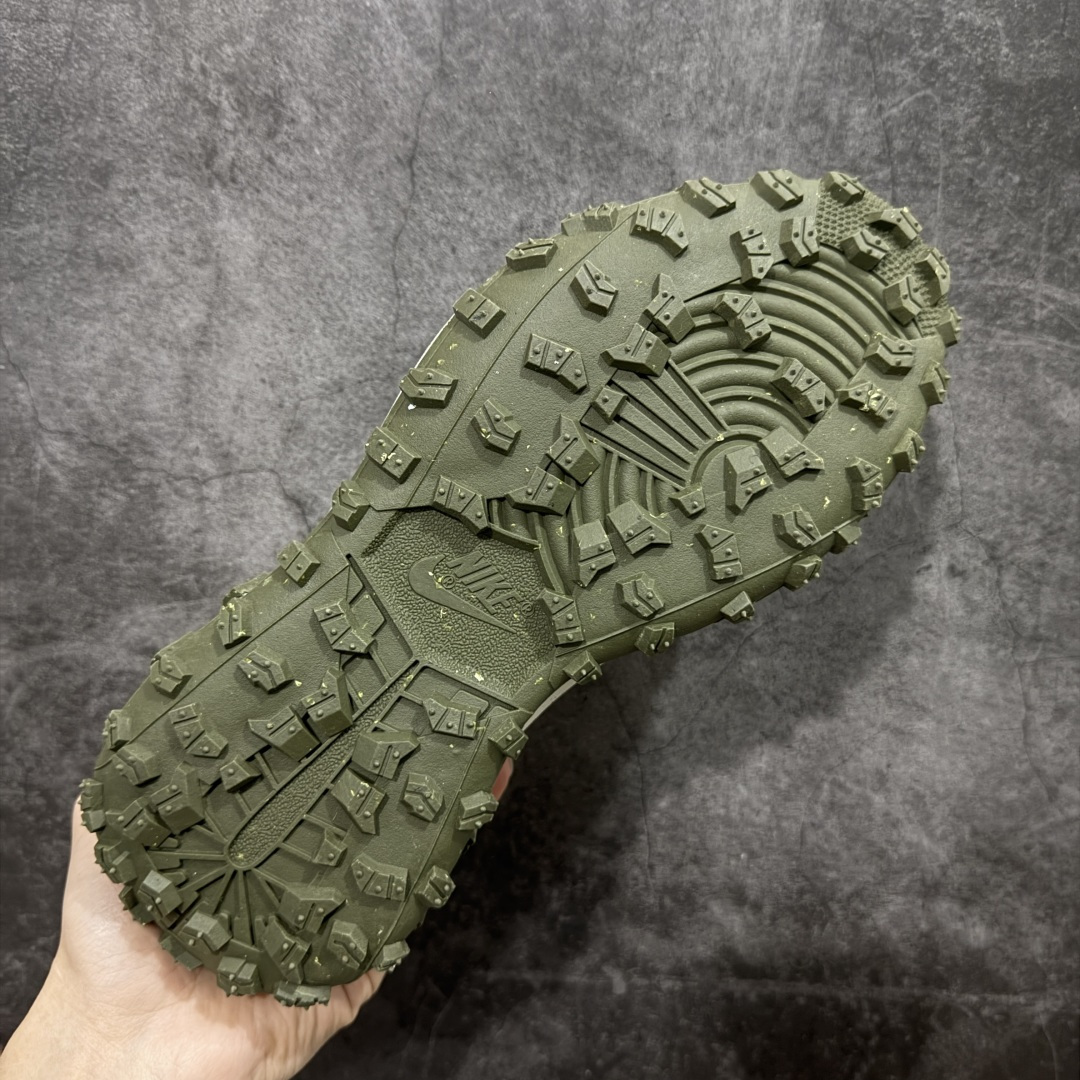 图片[9]-【升级版】Jordan Air Jordan 1 Element Gore-Tex 经典耐用 低帮跑步鞋 Air Jordan 1 Low Element Gore-Tex “Medium Olive” 将 MJ1 从复古经典款蜕变为适合户外越野的运动鞋。这款鞋采用Gore-Tex材质，适合全年穿着。运动鞋爱好者会发现其借鉴了磨砂皮覆面、防刮布拼接和透气孔设计，这是对乔丹品牌（Jordan Brand）越野风格历史的致敬。 货号：FV4227-201 尺码：39 40 40.5 41 42 42.5 43 44 45 编码：XSB240250-选品中心