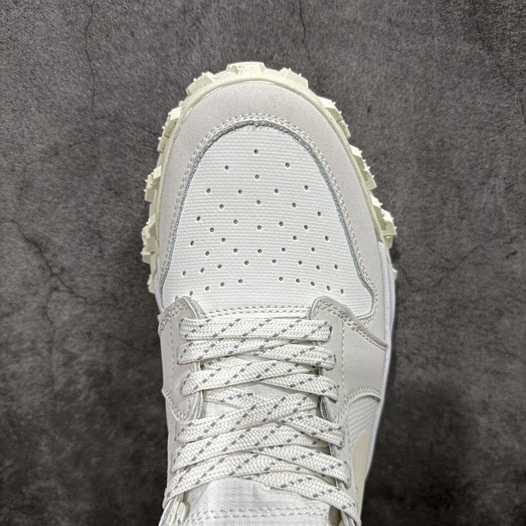 图片[5]-【升级版】Jordan Air Jordan 1 Element Gore-Tex 经典耐用 低帮跑步鞋 Air Jordan 1 Low Element Gore-Tex “Medium Olive” 将 MJ1 从复古经典款蜕变为适合户外越野的运动鞋。这款鞋采用Gore-Tex材质，适合全年穿着。运动鞋爱好者会发现其借鉴了磨砂皮覆面、防刮布拼接和透气孔设计，这是对乔丹品牌（Jordan Brand）越野风格历史的致敬。 货号：FV4227-003 尺码：39 40 40.5 41 42 42.5 43 44 45 编码：XSB240250-选品中心