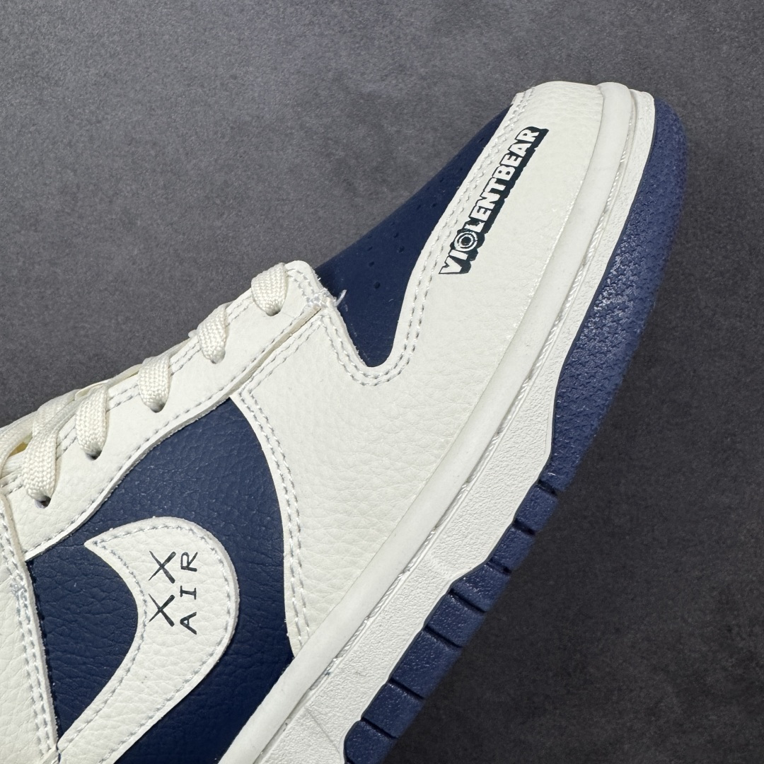 图片[5]-【定制版】Nike SB Dunk Low“暴力熊联名限定——白藏蓝” #高端定制 低帮休闲板鞋 定制鞋盒 大厂纯原品质出货 超高清洁度 皮料切割干净无任何毛边 细节完美 货号 TX1688-012 尺码：36 36.5 37.5 38 38.5 39 40 40.5 41 42 42.5 43 44 44.5 45-选品中心