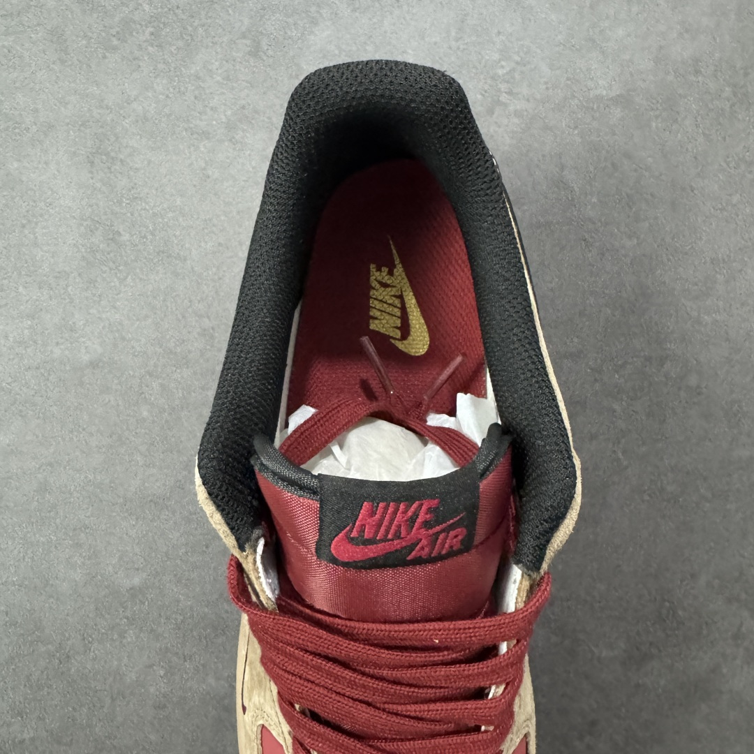 图片[7]-【定制版】马年限定高端定制Nike Air Force 1 \’07 Low “马年限定-赤色麂皮” 高端定制，赤土色麂皮 + 正红皮革拼接，Swoosh 勾标满印 “福” 字纹样，鞋侧绣金 “跃马 2026” 图腾，细腻麂皮搭配精致烫金工艺，红棕撞色鞋带 + 复古生胶外底 低帮休闲板鞋 定制鞋盒 大厂纯原品质出货 超高清洁度 皮料切割干净无任何毛边 细节完美 货号：XD0028-009 尺码：36 36.5 37.5 38 38.5 39 40 40.5 41 42 42.5 43 44 44.5 45-选品中心