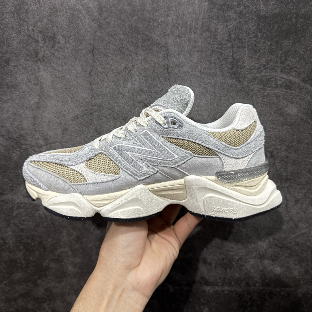 图片[2]-【纯原版】 New Balance NB9060 联名款 复古休闲运动慢跑鞋 U9060440 全套原楦原纸板原厂数据开发 进口三明治网面 原装进口翻毛皮料正确绒感卡色 正确中底拉帮中底网布细节 原厂标裁 带紫光防伪 定制后跟透明水晶模块 冲裁组合 大底贴合程度胶水上色把控完美 整洁度挑战全网艺术家 多道序QC把关品质完善 匠心打造 耗时两个月开发完成 工艺极其复杂难度可想而知 新开独立私模大底 全网唯一正确六层组合大底 高端零售专供产物 尺码：36 37 37.5 38 38.5 39 40 40.5 41 42 42.5 43 44 45 46.5-选品中心