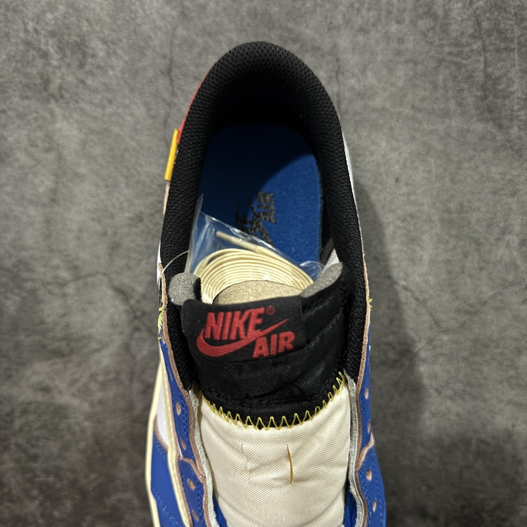 图片[8]-【原厂版】Union LA x Fragment Design x Air Jordan AJ1 Low OG SP 藤原浩三方联名四色拼接 TS联名倒钩低帮 蓝红白 DM7866-111 超级强悍品质 可对比市场各大纯原版本 专业aj大厂出品 对细节的把控毋庸置疑 材料也是用最接近原鞋的头层皮料 所有地方都没有做到减配 原厂鞋楦打造完美鞋型 整体鞋型以及后跟做的弧度做的非常好 鞋带为原厂打蜡鞋带 粗细程度同步原鞋 裁片清洁度到位 无明显瑕疵毛边 免修产品 正确针车 该重针 该有尖角的地方都有做到 鞋价格非常香 转手可闭眼卖高价 到手各位就知道货有多好 绝对秒杀一切同价格货品 尺码：36-47.5-选品中心