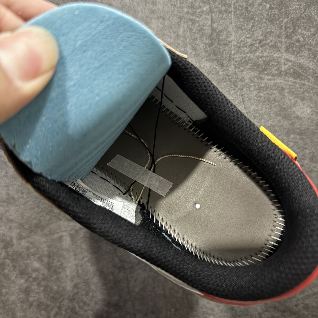 图片[9]-【原厂版】Union LA x Fragment Design x Air Jordan AJ1 Low OG SP 藤原浩三方联名四色拼接 TS联名倒钩低帮 蓝红白 DM7866-111 超级强悍品质 可对比市场各大纯原版本 专业aj大厂出品 对细节的把控毋庸置疑 材料也是用最接近原鞋的头层皮料 所有地方都没有做到减配 原厂鞋楦打造完美鞋型 整体鞋型以及后跟做的弧度做的非常好 鞋带为原厂打蜡鞋带 粗细程度同步原鞋 裁片清洁度到位 无明显瑕疵毛边 免修产品 正确针车 该重针 该有尖角的地方都有做到 鞋价格非常香 转手可闭眼卖高价 到手各位就知道货有多好 绝对秒杀一切同价格货品 尺码：36-47.5-选品中心