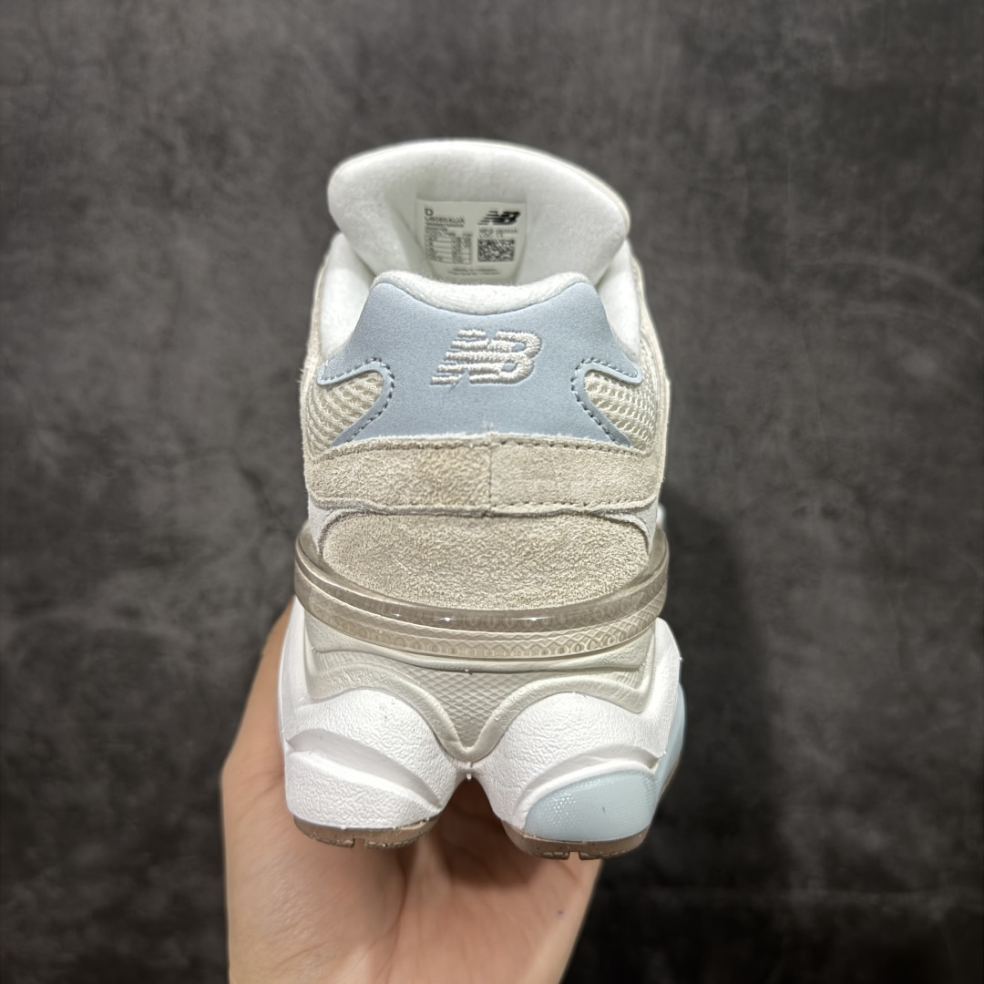 图片[4]-【纯原版】 New Balance NB9060 联名款 复古休闲运动慢跑鞋 U9060AUA 全套原楦原纸板原厂数据开发 进口三明治网面 原装进口翻毛皮料正确绒感卡色 正确中底拉帮中底网布细节 原厂标裁 带紫光防伪 定制后跟透明水晶模块 冲裁组合 大底贴合程度胶水上色把控完美 整洁度挑战全网艺术家 多道序QC把关品质完善 匠心打造 耗时两个月开发完成 工艺极其复杂难度可想而知 新开独立私模大底 全网唯一正确六层组合大底 高端零售专供产物 尺码：36 37 37.5 38 38.5 39 40 40.5 41 42 42.5 43 44 45 46.5-选品中心