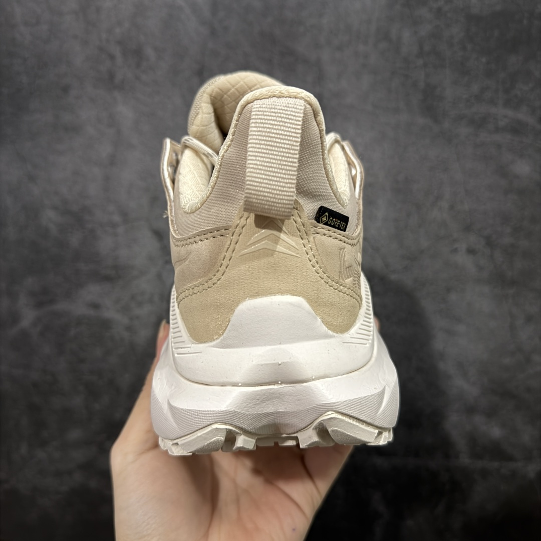 图片[4]-【纯原福利】HOKA ONE ONE U Kaha 2 Low GTX 卡哈 低帮缓震防水户外功能鞋 原xx 的顶级纯原防水版 现福利特价 把握手速 顶级好货💪🏻  鞋款特别研发使用性能独特的几何形跑鞋中底，此种鞋底更厚、更高、回弹性也更好，除了卓越的缓冲性能，它还能为各种阶段的跑者带来更具动感、更加稳定的跑步体验。HOKA ONE ONE从设计之初就清楚意识到，要保证跑者步幅的均匀一致，双脚自然而然的运动至关重要  尺码： 39 40 40.5 41 42 42.5 43 44 45 46-选品中心
