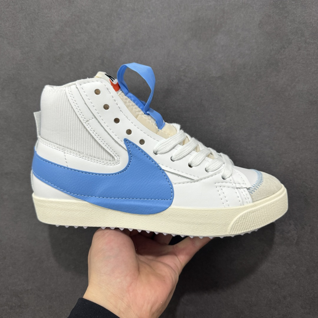 特价【公司级】Nike Blazer Mid ‘77 jumbo ”解构设计 中帮 板鞋 男女同款 白蓝 经典百搭中帮开拓者休闲运动板鞋 真硫化铝楦制作 原厂布料拼接 独家裁片完美鞋型 台湾进口软感荔枝头层皮 原盒真标 正确环保中底 货号：DD3111-103 尺码：36 36.5 37.5 38 38.5 39 40 40.5 41 42 42.5 43 44 45-选品中心