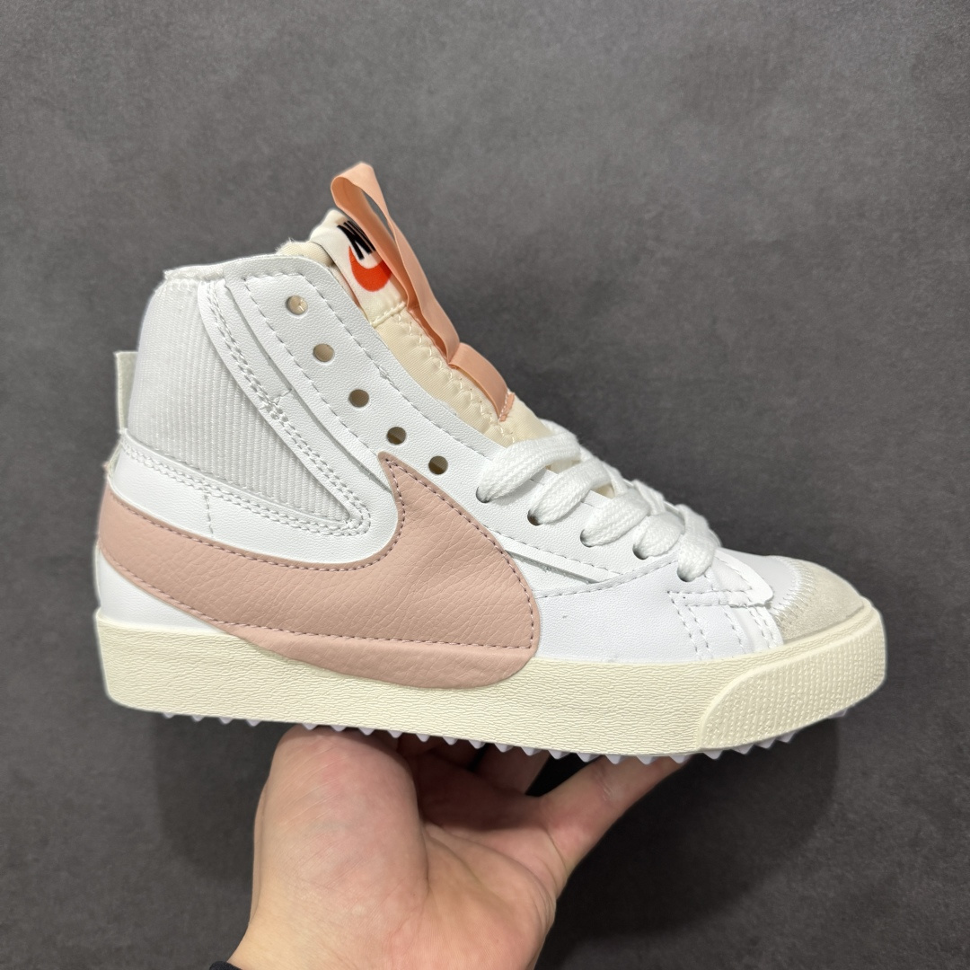 特价【公司级】Nike Blazer Mid ‘77 jumbo ”解构设计 中帮 板鞋 男女同款 白蓝 经典百搭中帮开拓者休闲运动板鞋 真硫化铝楦制作 原厂布料拼接 独家裁片完美鞋型 台湾进口软感荔枝头层皮 原盒真标 正确环保中底 货号：DQ1471-101 尺码：36 36.5 37.5 38 38.5 39 40 40.5 41 42 42.5 43 44 45-选品中心