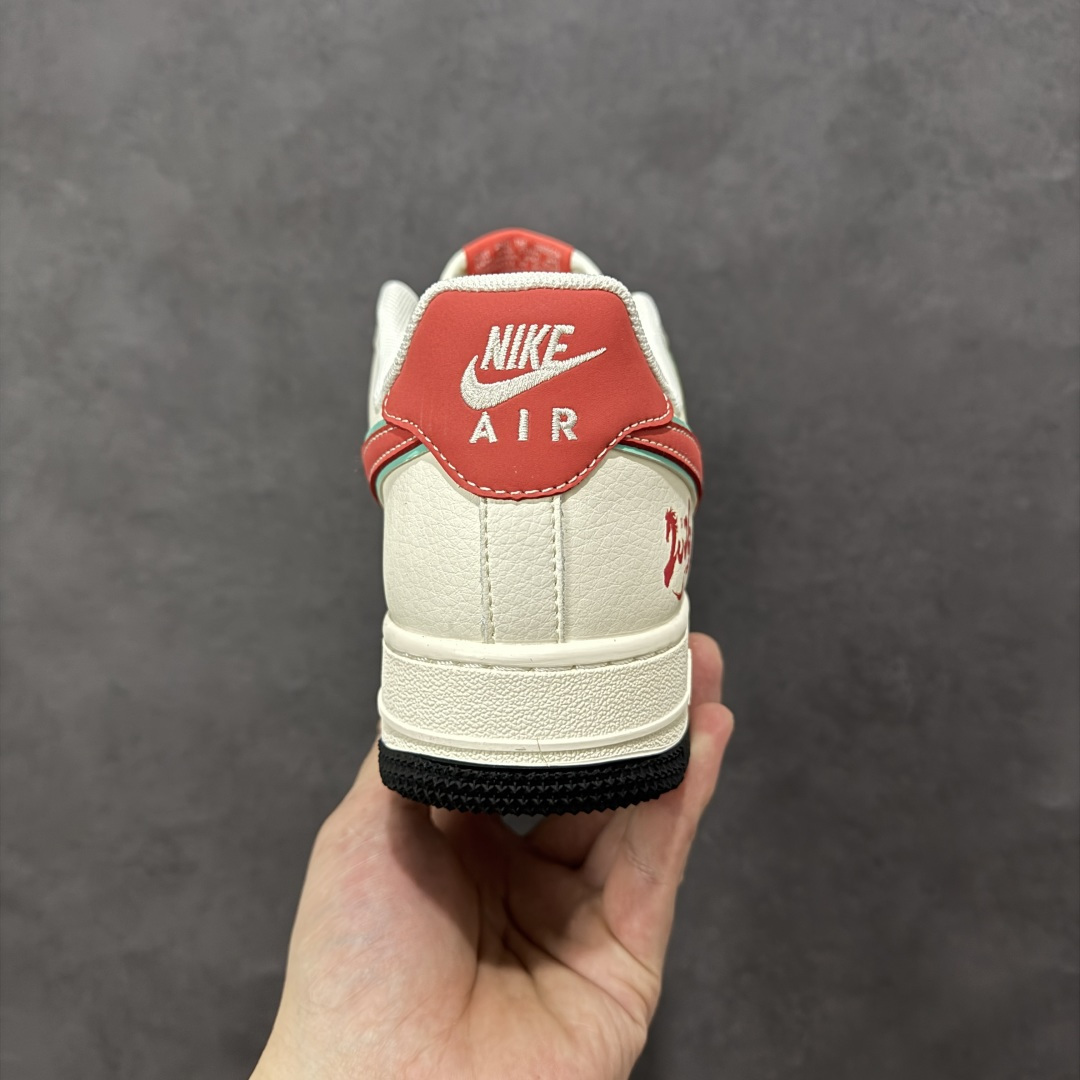 图片[4]-【定制版】Nike Air Force 1\’07 Low 马年限定 空军一号低帮休闲板鞋  #原楦头原纸板 高端定制鞋盒 原厂鞋底 超高清洁度 细节完美 货号：XT6998-108  尺码：36 36.5 37.5 38 38.5 39 40 40.5 41 42 42.5 43 44 44.5 45-选品中心