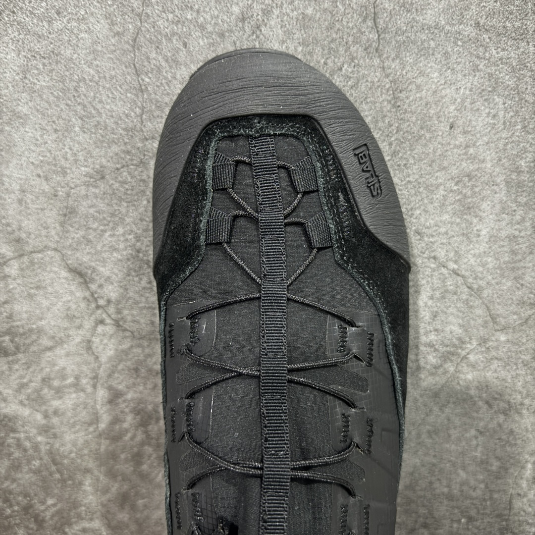 图片[5]-【莞产礼盒版】萨洛蒙 Salomon 25ss新款 S/LAB ALPINWAY 系列 户外登山鞋 休闲运动鞋 情侣款👫 这是一款独特的混合鞋 专为多功能山地探险而设计 该鞋具有优化的缓冲，双密度中底，提供舒适和精准度。其底部采用 Contagrip Alpine，一种高粘性橡胶化合物 提供强大的静摩擦力 精确的抓地力和耐用性 丰富的细节，标志性运动鞋被提炼为新的都市经典 为 SALOMON带来静谧气息 面料原版进口牛皮+透气网面 内里原版进口透气网里 鞋底原版开模防滑橡胶大底 尺码： 女35-40 男39-45（女40 男45定做）-选品中心