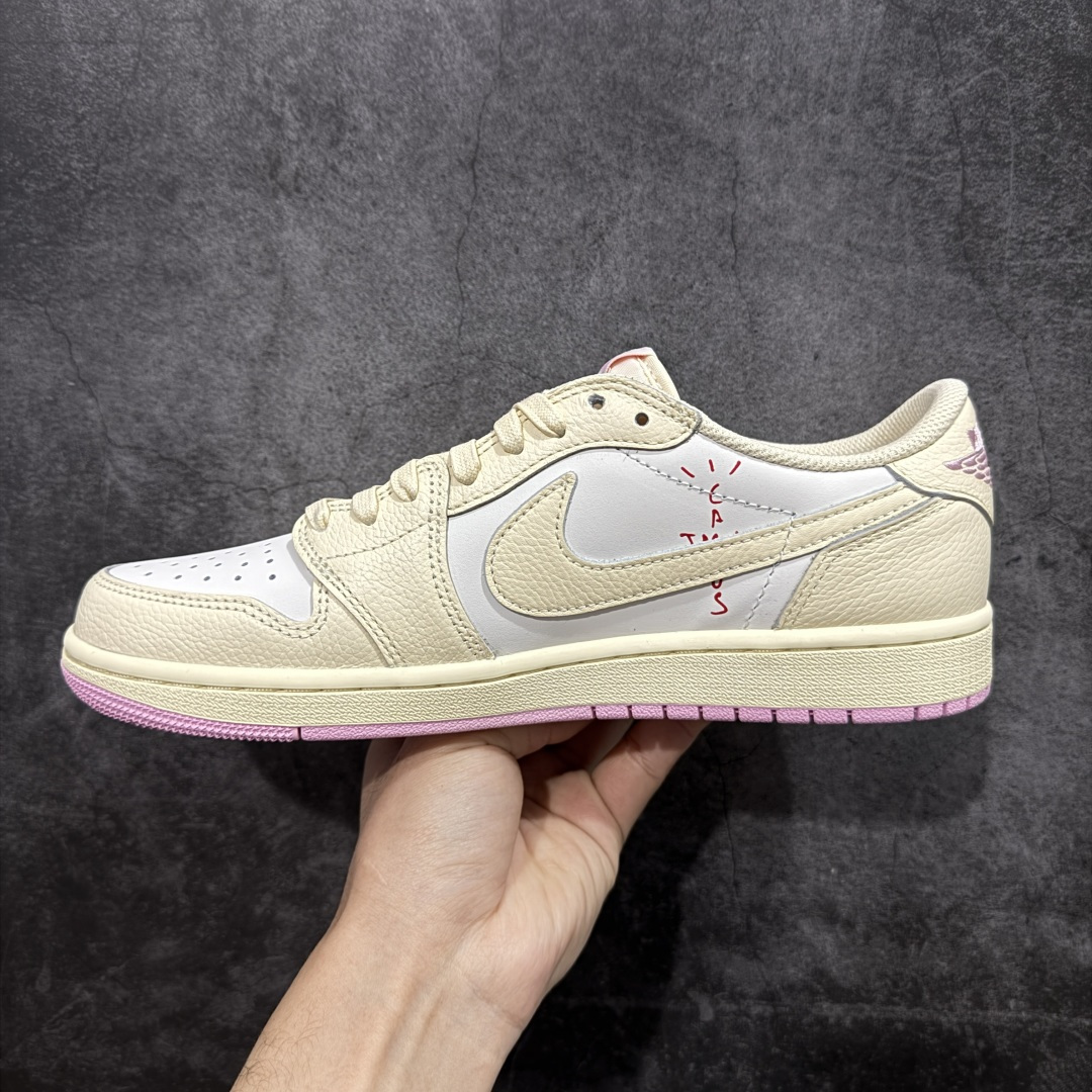 图片[2]-【FK纯原】Travis Scott x Air Jordan AJ1 Low OG SP TS联名白浅粉倒钩低帮 DZ4137-206DM7866-200 正确版本 正确细节做工 爱心织唛标 情人节鞋垫 知名大厂出品 纯原第一梯队版本 产品品控稳定性领先行业 各方面均可对飙市面通货版 SZ原厂全套原楦原纸板冲刀磨具开发 原厂皮料加持 原厂港宝加持定型后跟R度完美 同源原厂电绣 鬼脸飞翼针数密度立体效果一致 百分百一致原鞋 原厂拉帮工艺 针距密度一致 后跟弧度收口自然不对折 极致一眼正品既视感 进口玻璃冲刀皮料裁剪零毛边 全鞋电脑针车工艺 品控清洁度最高QC检验标准 免检产品 原厂订购鞋盒、鞋标、防尘纸、鞋撑、鞋带 追求极致的原厂味道 尺码：36-48.5-选品中心