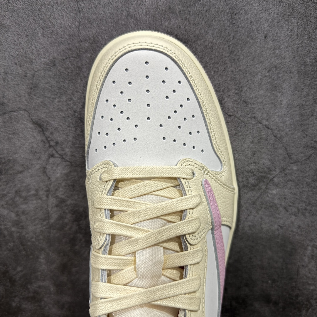 图片[5]-【FK纯原】Travis Scott x Air Jordan AJ1 Low OG SP TS联名白浅粉倒钩低帮 DZ4137-206DM7866-200 正确版本 正确细节做工 爱心织唛标 情人节鞋垫 知名大厂出品 纯原第一梯队版本 产品品控稳定性领先行业 各方面均可对飙市面通货版 SZ原厂全套原楦原纸板冲刀磨具开发 原厂皮料加持 原厂港宝加持定型后跟R度完美 同源原厂电绣 鬼脸飞翼针数密度立体效果一致 百分百一致原鞋 原厂拉帮工艺 针距密度一致 后跟弧度收口自然不对折 极致一眼正品既视感 进口玻璃冲刀皮料裁剪零毛边 全鞋电脑针车工艺 品控清洁度最高QC检验标准 免检产品 原厂订购鞋盒、鞋标、防尘纸、鞋撑、鞋带 追求极致的原厂味道 尺码：36-48.5-选品中心