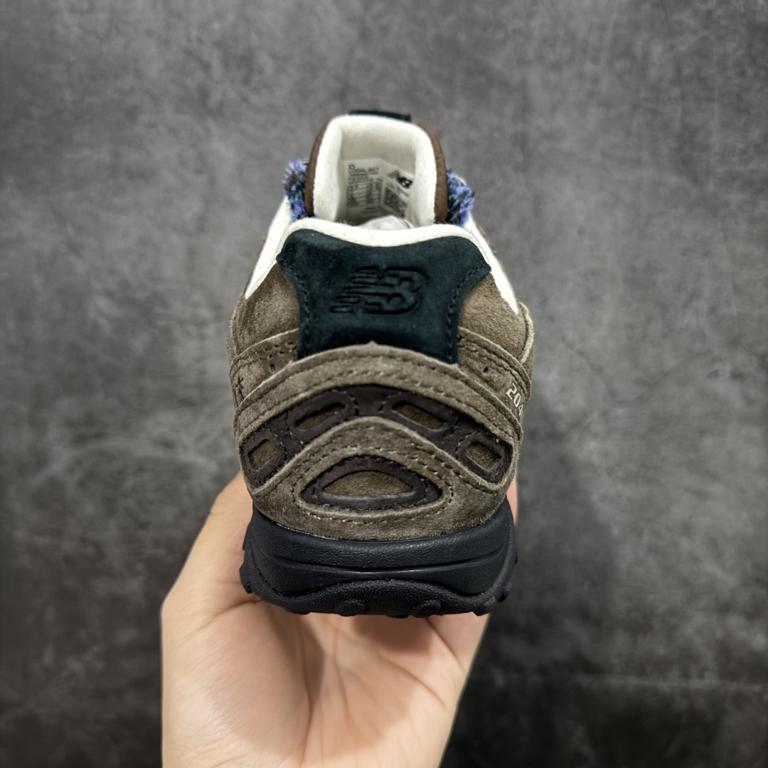 图片[4]-【纯原M版】BASKETCASE x New Balance U204LBC1 NB204L新百伦新款舒适百搭耐磨轻便低帮生活休闲鞋 男女同款 联名棕色 原档数据独立私模大底 唯一正确三层组合大底 特高弹切片加持 百分百还原原鞋脚感 NB市场最强产物 防伪原标全套原楦原纸板原厂数据开发 全鞋电脑针车加持 原厂网布 原装进口头层翻毛皮料正确绒感卡色 正确中底拉帮中底网布细节 匠心打造 耗时两个月开发完成 工艺极其复杂难度可想而知 高端零售专供产物 尺码：36 37 37.5 38 38.5 39.5 40 40.5 41.5 42 42.5 43 44 44.5 45 45.5 46.5 47-选品中心
