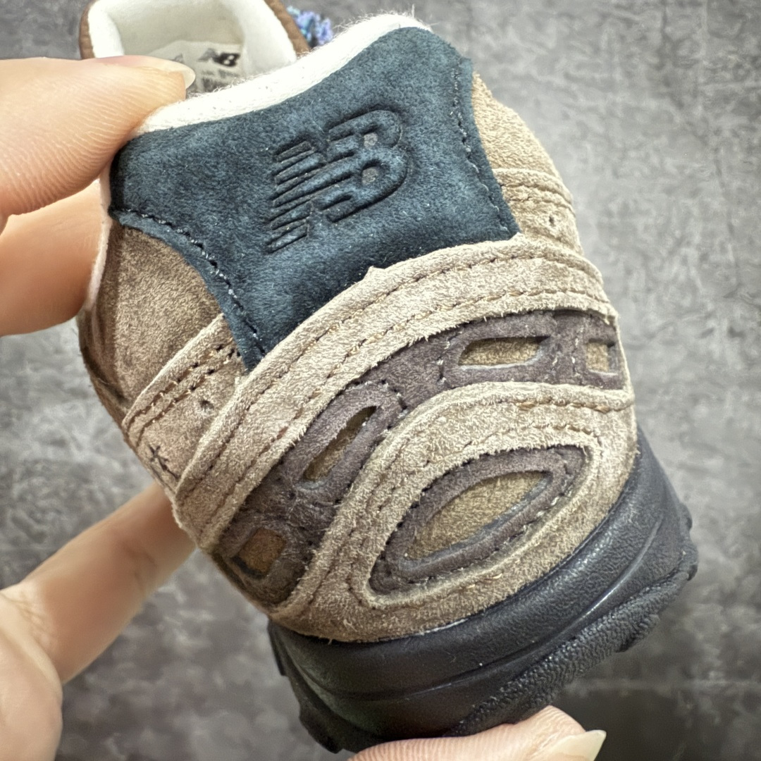 图片[2]-【纯原M版】BASKETCASE x New Balance U204LBC1 NB204L新百伦新款舒适百搭耐磨轻便低帮生活休闲鞋 男女同款 联名棕色 原档数据独立私模大底 唯一正确三层组合大底 特高弹切片加持 百分百还原原鞋脚感 NB市场最强产物 防伪原标全套原楦原纸板原厂数据开发 全鞋电脑针车加持 原厂网布 原装进口头层翻毛皮料正确绒感卡色 正确中底拉帮中底网布细节 匠心打造 耗时两个月开发完成 工艺极其复杂难度可想而知 高端零售专供产物 尺码：36 37 37.5 38 38.5 39.5 40 40.5 41.5 42 42.5 43 44 44.5 45 45.5 46.5 47-选品中心