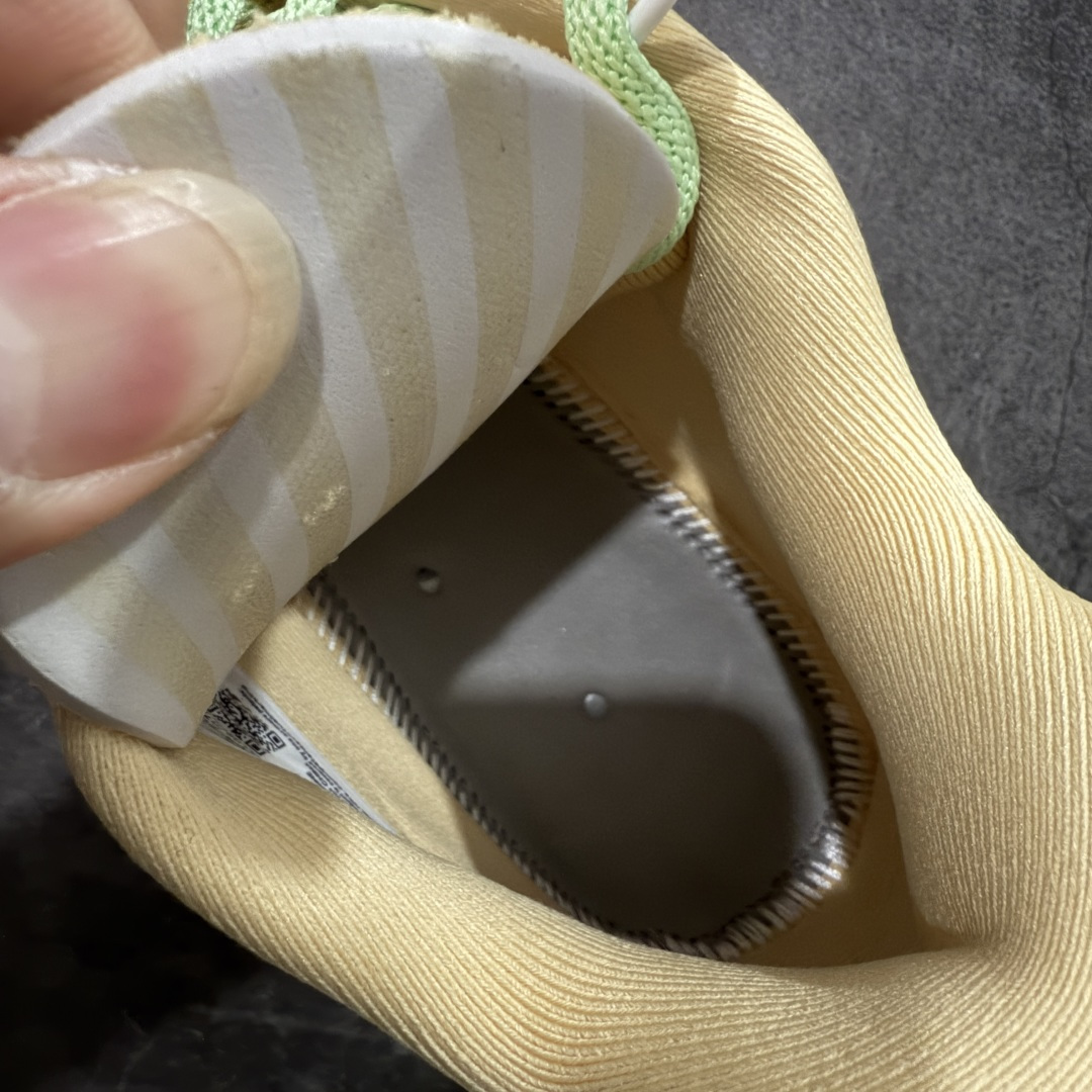 图片[9]-【灭世/Max纯原】 NK Ja 3 Scratch EP 莫兰特三代柔软舒适防滑耐磨透气支撑轻便低帮篮球鞋 橙色！ 货号：HF2794-201！ 2024『压轴』后卫实战旗舰 圣枪腰王 重磅革新登场🌪 🔝历时5个月！全力打造 科比➕欧文系列 综合体 ！Pt实战体验天花板上限 再度提高🔝 ✅【顶配缓震】独家革新搭载 前掌5mm TURBO气垫 兼具贴地与缓震！（正品仅长方形小气垫）➕后掌大马蹄14mm厚 气垫 提高后掌缓震极限 （正品后掌无气垫） ✅【顶级抗扭】 搭载硬度65HC 发泡中底框架 ➕高强度中足抗扭片 革新升级 赛事级抗扭水平！独此一家 ✅【顶级支撑】鞋身侧向包裹 双层补强层 200斤以上选手 也可驾驭（正品仅一层）对比市场货品偷工减料 不可同日而语！ ✅气垫气压上脚即可感受！后掌鞋垫掀开可见气垫轮廓（谨防窜货） 鞋底止滑配方 无需磨合 原地起飞🛫 NK年度后卫旗舰 独家革新升级 『口碑源自专业 实力来源于专注』 真灭世纯原 切勿被市场仿冒吊牌挂羊头卖狗肉 尺码：39-46 正码正拍-选品中心