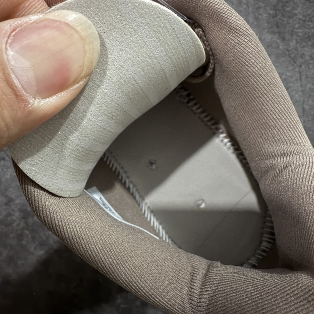 图片[8]-【OX纯原】NK Ja 3 Scratch EP 莫兰特三代柔软舒适防滑耐磨透气支撑轻便低帮篮球鞋 HF2794-200 重磅登场0 历时半年全力打造 实战体验天花板上限 再度提高🔝 【顶配缓震】独家革新搭载 前掌5mm TURBO气垫 兼具贴地与缓震！（正品仅长方形小气垫）➕后掌大马蹄14mm厚 气垫 提高后掌缓震极限 （正品后掌无气垫） 【顶级抗扭】 搭载硬度65HC 发泡中底框架 ➕高强度中足抗扭片 革新升级 赛事级抗扭水平！独此一家 【顶级支撑】鞋身侧向包裹 双层补强层 200斤以上选手 也可驾驭（正品仅一层）对比市场货品偷工减料 不可同日而语！ 气垫气压上脚即可感受！鞋底止滑配方 无需磨合 原地起飞🛫 尺码：40-46-选品中心