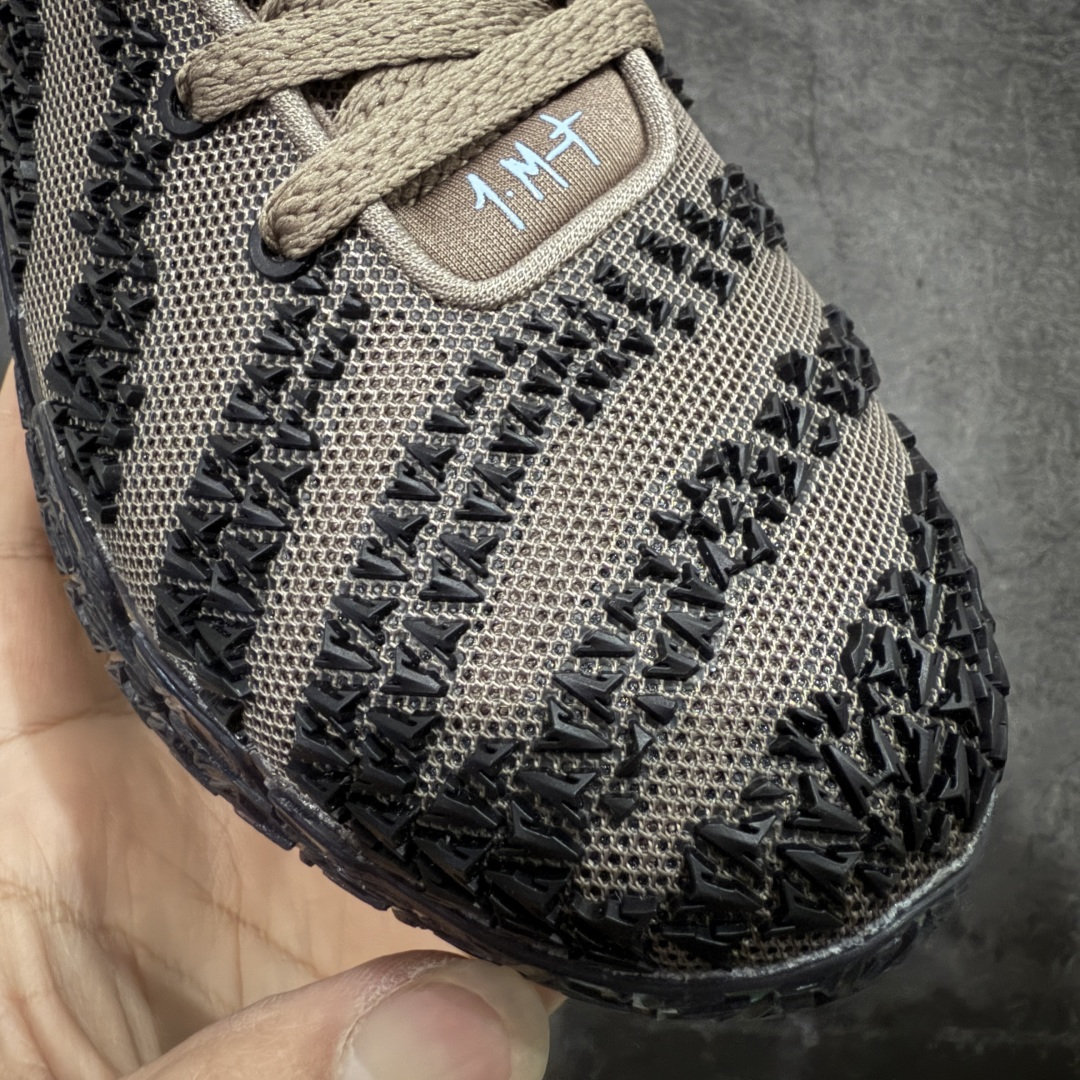 图片[5]-【OX纯原】NK Ja 3 Scratch EP 莫兰特三代柔软舒适防滑耐磨透气支撑轻便低帮篮球鞋 HF2794-200 重磅登场0 历时半年全力打造 实战体验天花板上限 再度提高🔝 【顶配缓震】独家革新搭载 前掌5mm TURBO气垫 兼具贴地与缓震！（正品仅长方形小气垫）➕后掌大马蹄14mm厚 气垫 提高后掌缓震极限 （正品后掌无气垫） 【顶级抗扭】 搭载硬度65HC 发泡中底框架 ➕高强度中足抗扭片 革新升级 赛事级抗扭水平！独此一家 【顶级支撑】鞋身侧向包裹 双层补强层 200斤以上选手 也可驾驭（正品仅一层）对比市场货品偷工减料 不可同日而语！ 气垫气压上脚即可感受！鞋底止滑配方 无需磨合 原地起飞🛫 尺码：40-46-选品中心