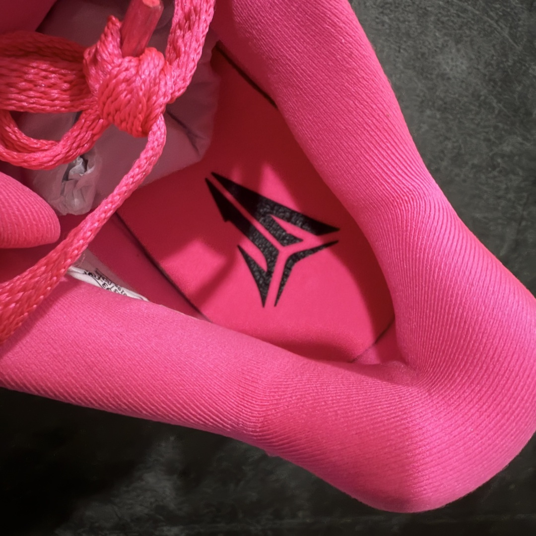 图片[8]-【Top纯原】NK Ja 3 Scratch EP 莫兰特三代柔软舒适防滑耐磨透气支撑轻便低帮篮球鞋 HF2793-600 全新版本重磅登场 历时半年全力打造 实战脚感完美 T1品质 完美版型细节做工 【顶配缓震】独家革新搭载 前掌5mm TURBO气垫 兼具贴地与缓震！（正品仅长方形小气垫）➕后掌大马蹄14mm厚 气垫 提高后掌缓震极限 （正品后掌无气垫） 【顶级抗扭】 搭载硬度65HC 发泡中底框架 ➕高强度中足抗扭片 革新升级 赛事级抗扭水平！独此一家 【顶级支撑】鞋身侧向包裹 双层补强层 200斤以上选手 也可驾驭（正品仅一层）对比市场货品偷工减料 不可同日而语！ 气垫气压上脚即可感受！鞋底止滑配方 无需磨合 原地起飞🛫 尺码：40-47.5-选品中心