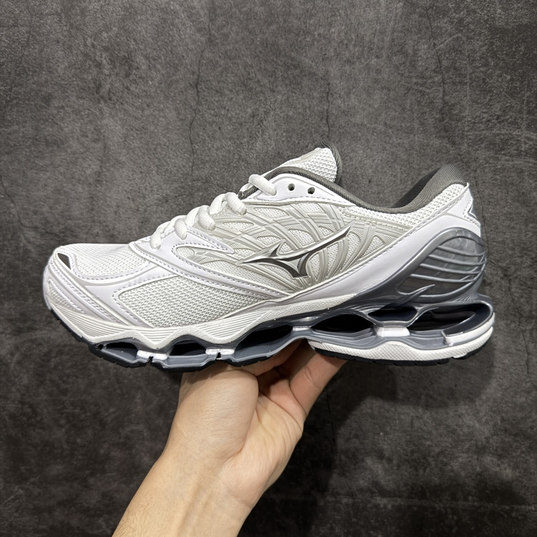 图片[2]-【纯原版】Mizuno 美津侬 WAVE PROPHECY 14S 复古时尚休闲舒适运动跑步鞋 美津浓WAVE机械缓震 可以说是机械缓震跑鞋科技的翘楚有着非凡的适应性，有着充分而持久的缓震能力和轻量化设计，是一双可以陪伴我们日常训练甚至是半马比赛的跑鞋，无论是“跑步初哥”还是“精英老鸟”，只要不是比较夸张的大体重人群，都可以穿着WAVE RIDER 来跑步。如果你不知道跑步穿什么鞋，不知道给别人推荐什么鞋，那么选“美津浓 ” 尺码：36-45-选品中心