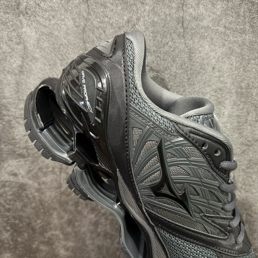 图片[7]-【纯原版】Mizuno 美津侬 WAVE PROPHECY 14S 复古时尚休闲舒适运动跑步鞋 美津浓WAVE机械缓震 可以说是机械缓震跑鞋科技的翘楚有着非凡的适应性，有着充分而持久的缓震能力和轻量化设计，是一双可以陪伴我们日常训练甚至是半马比赛的跑鞋，无论是“跑步初哥”还是“精英老鸟”，只要不是比较夸张的大体重人群，都可以穿着WAVE RIDER 来跑步。如果你不知道跑步穿什么鞋，不知道给别人推荐什么鞋，那么选“美津浓 ” 尺码：36-45-选品中心