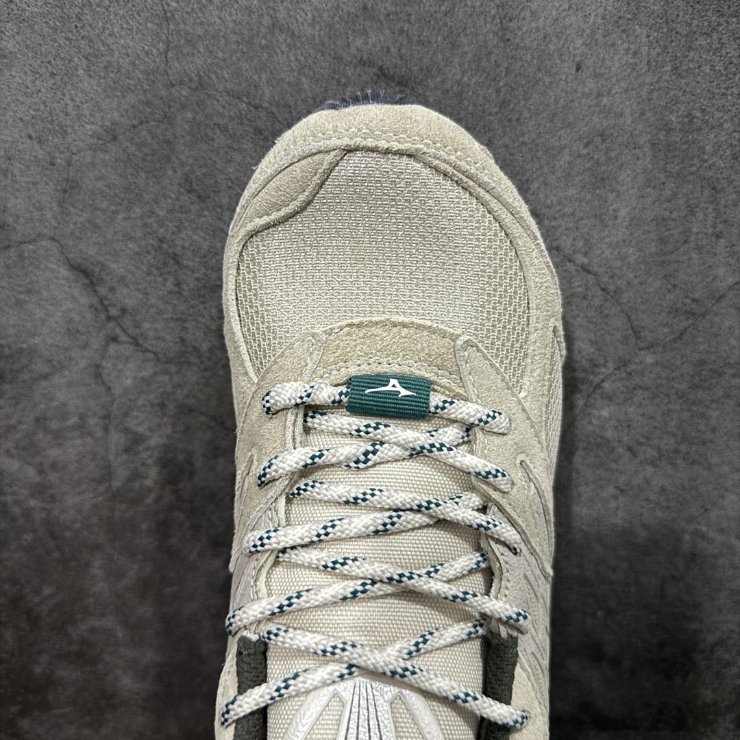 图片[5]-【纯原版】Mizuno 美津侬 WAVE PROPHECY 14S 复古时尚休闲舒适运动跑步鞋 美津浓WAVE机械缓震 可以说是机械缓震跑鞋科技的翘楚有着非凡的适应性，有着充分而持久的缓震能力和轻量化设计，是一双可以陪伴我们日常训练甚至是半马比赛的跑鞋，无论是“跑步初哥”还是“精英老鸟”，只要不是比较夸张的大体重人群，都可以穿着WAVE RIDER 来跑步。如果你不知道跑步穿什么鞋，不知道给别人推荐什么鞋，那么选“美津浓 ” 尺码：36-45-选品中心